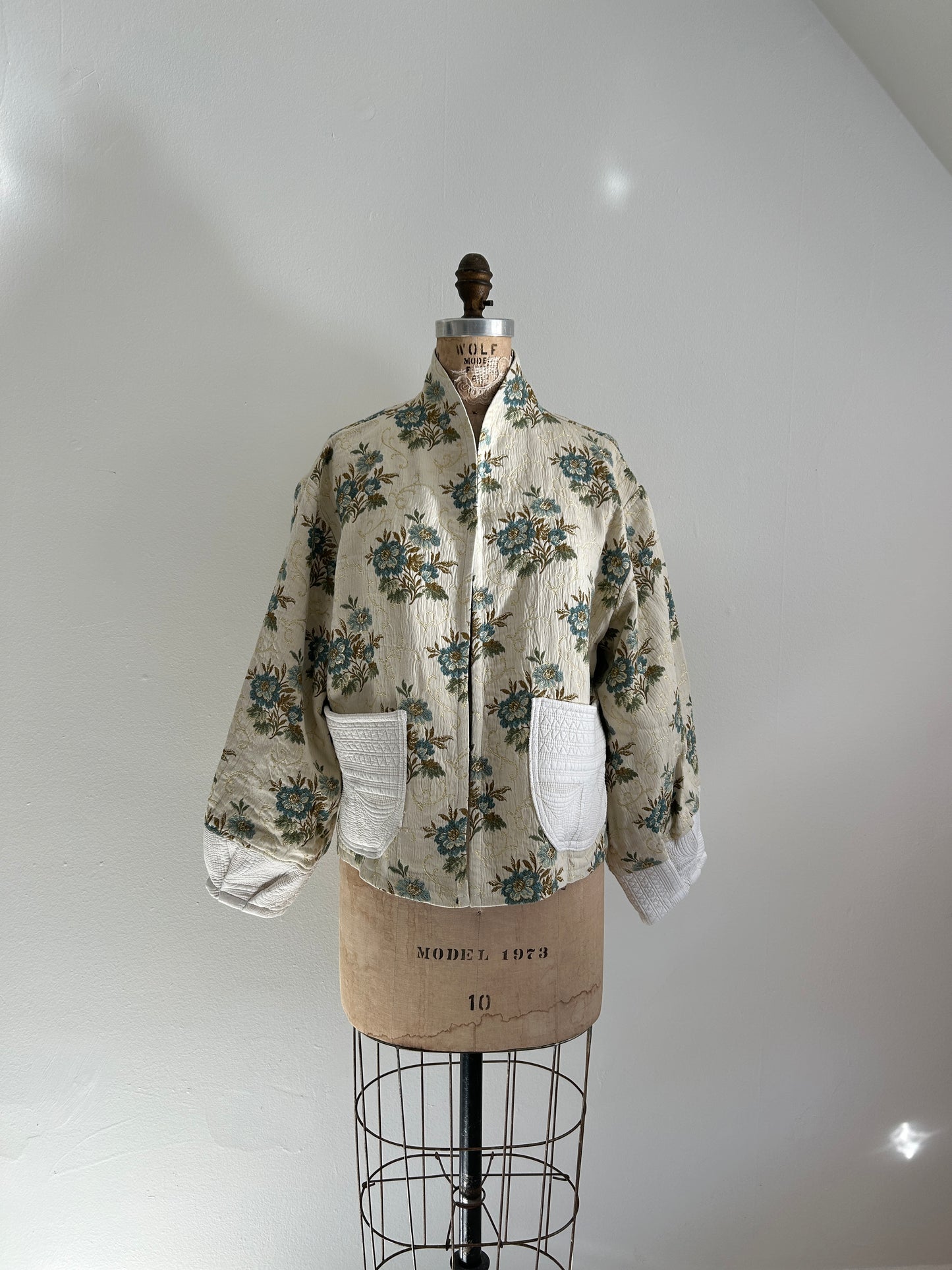Vivianne Cropped Jacket with Upcycled Vintage Draperies & Quilted Cotton Size XL/2X #VIVT15