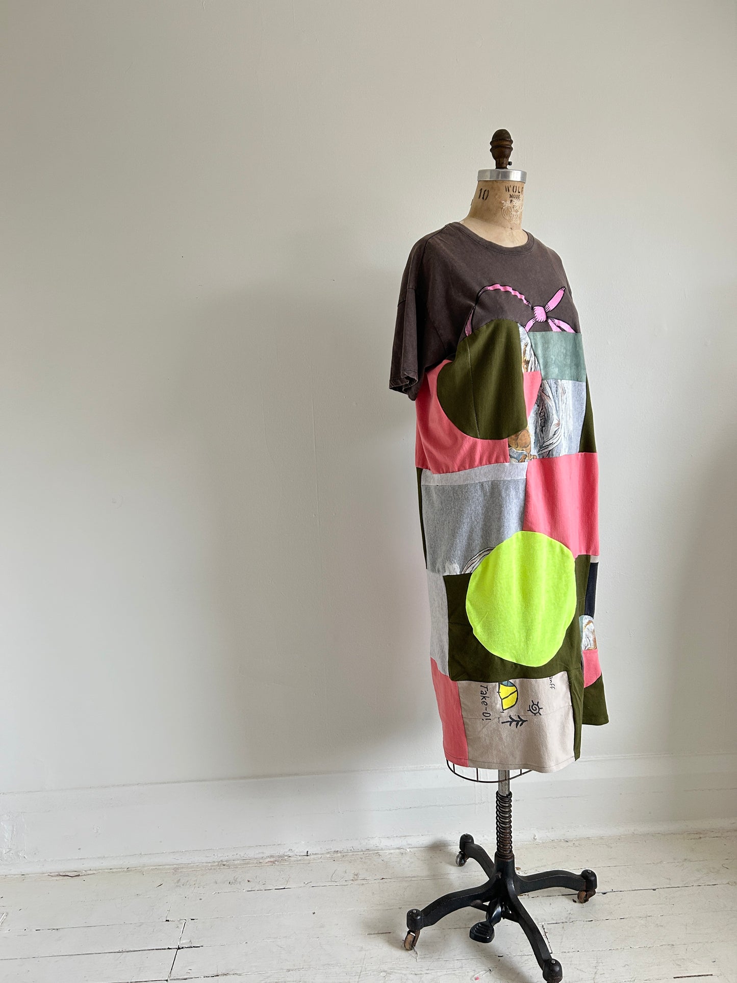 Vintage & Upcycled Tshirt Dress Size S/M #TDRESS7