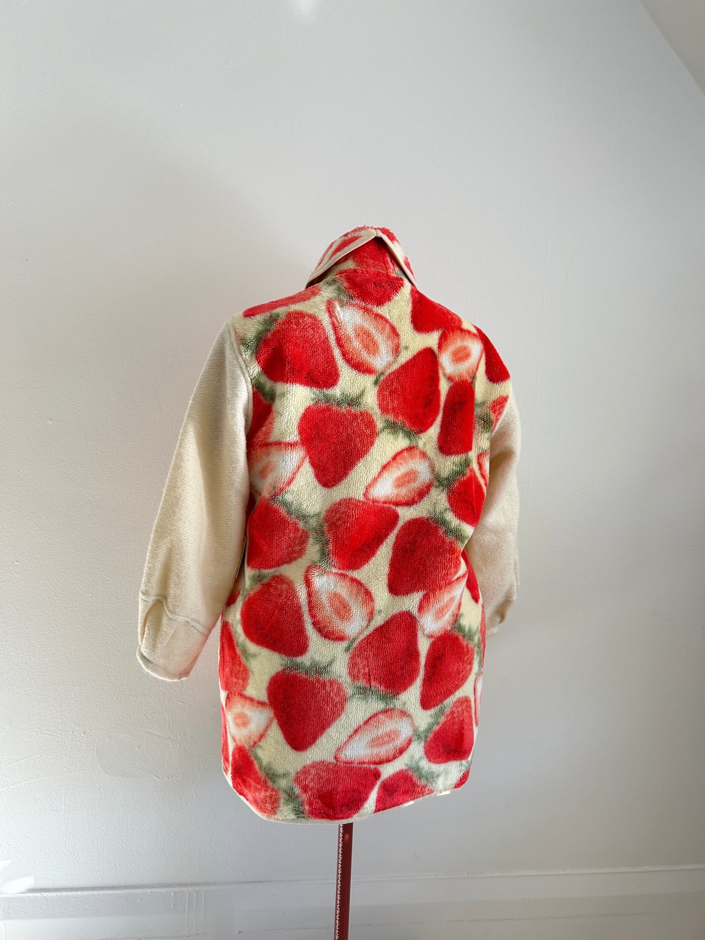 Vivianne Jacket with Upcycled Fleece & Wool Throw Blanket Strawberry Size XL/2X #VIVFLE4