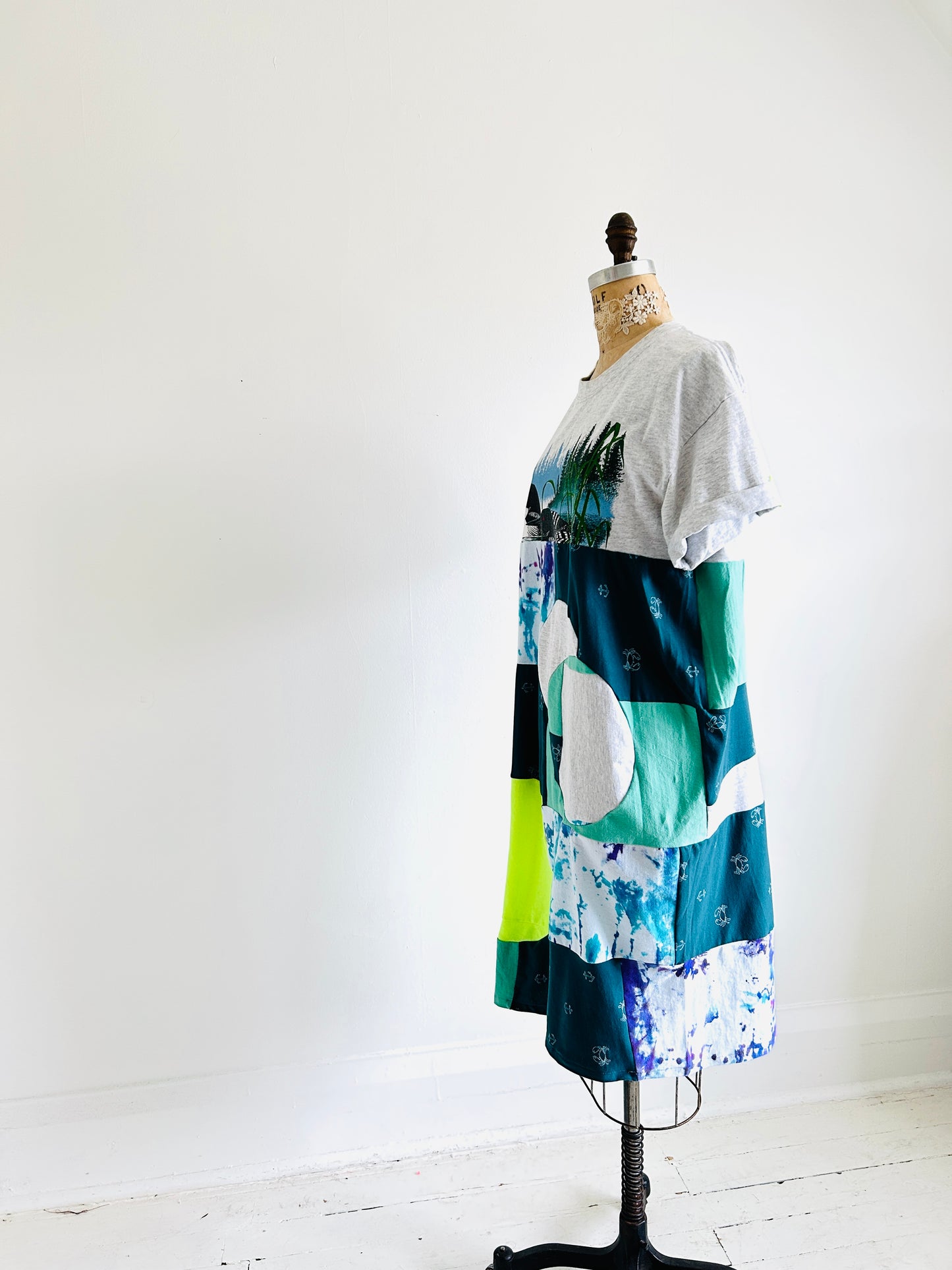 Vintage & Upcycled Tshirt Dress Size M/L #TDRESS2