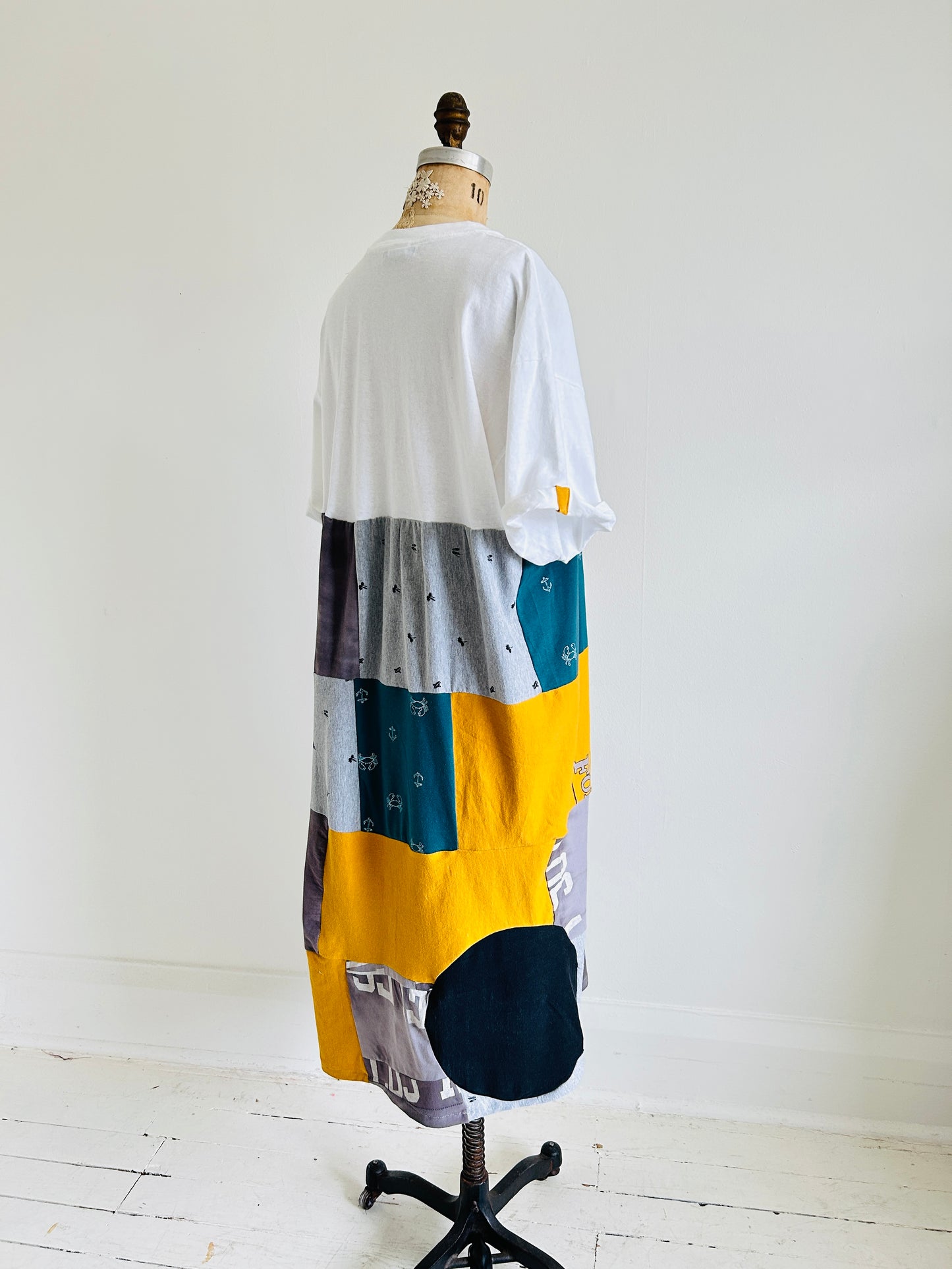 Vintage & Upcycled Tshirt Dress Size XL/2X #TDRESS1