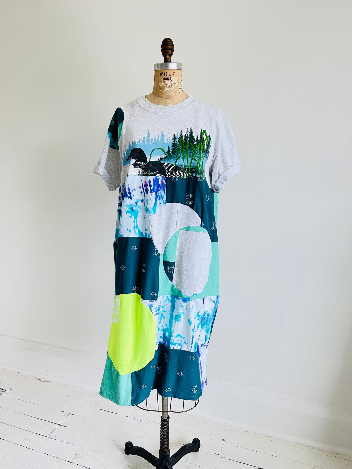 Vintage & Upcycled Tshirt Dress Size M/L #TDRESS2