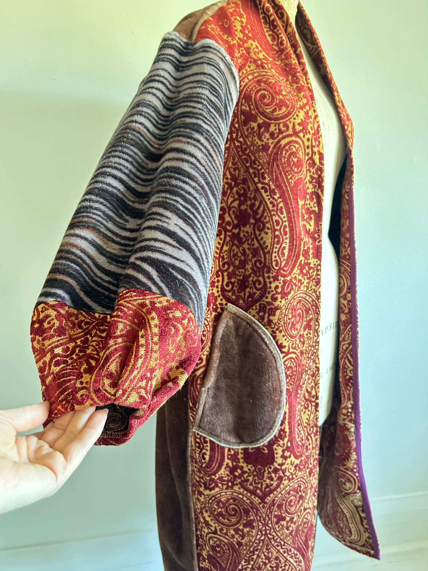 Vivianne Duster with Upcycled Fleece & Velvet Brocade Throw Blanket Horse Theme Size M/L #CVDFML5