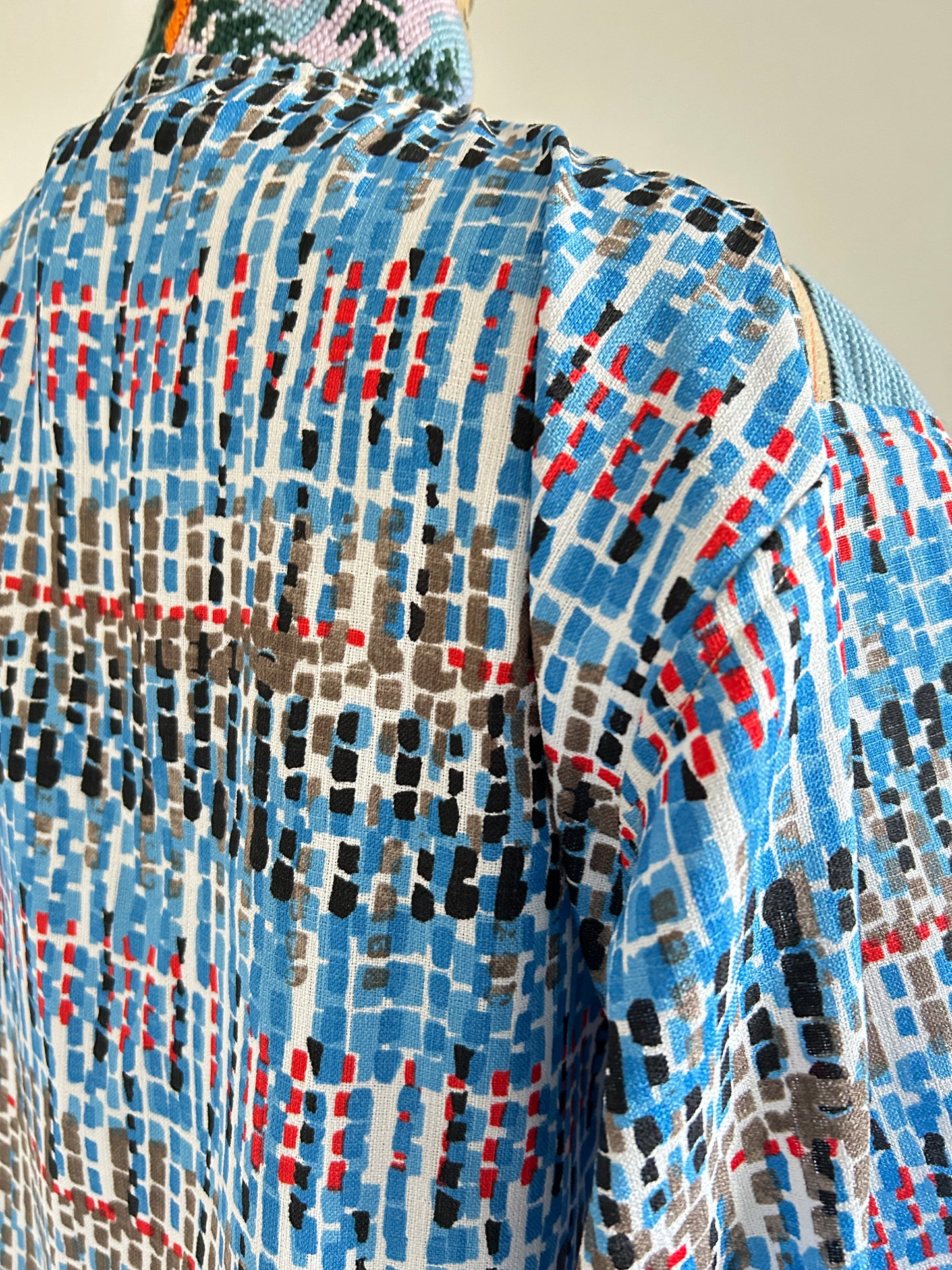 Vivianne Cropped Jacket with Vintage Needlepoint Swans Size M/L #VIVT21
