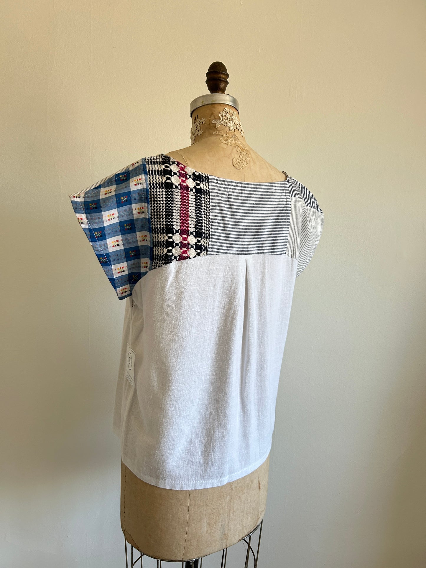 Peony Top - One of a Kind Upcycled & Vintage Cotton & Linen Size L #PEO26