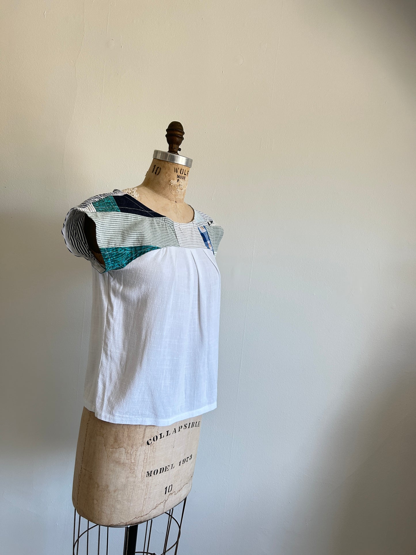 Peony Top - One of a Kind Upcycled Cotton & Linen Size XS #PEO31