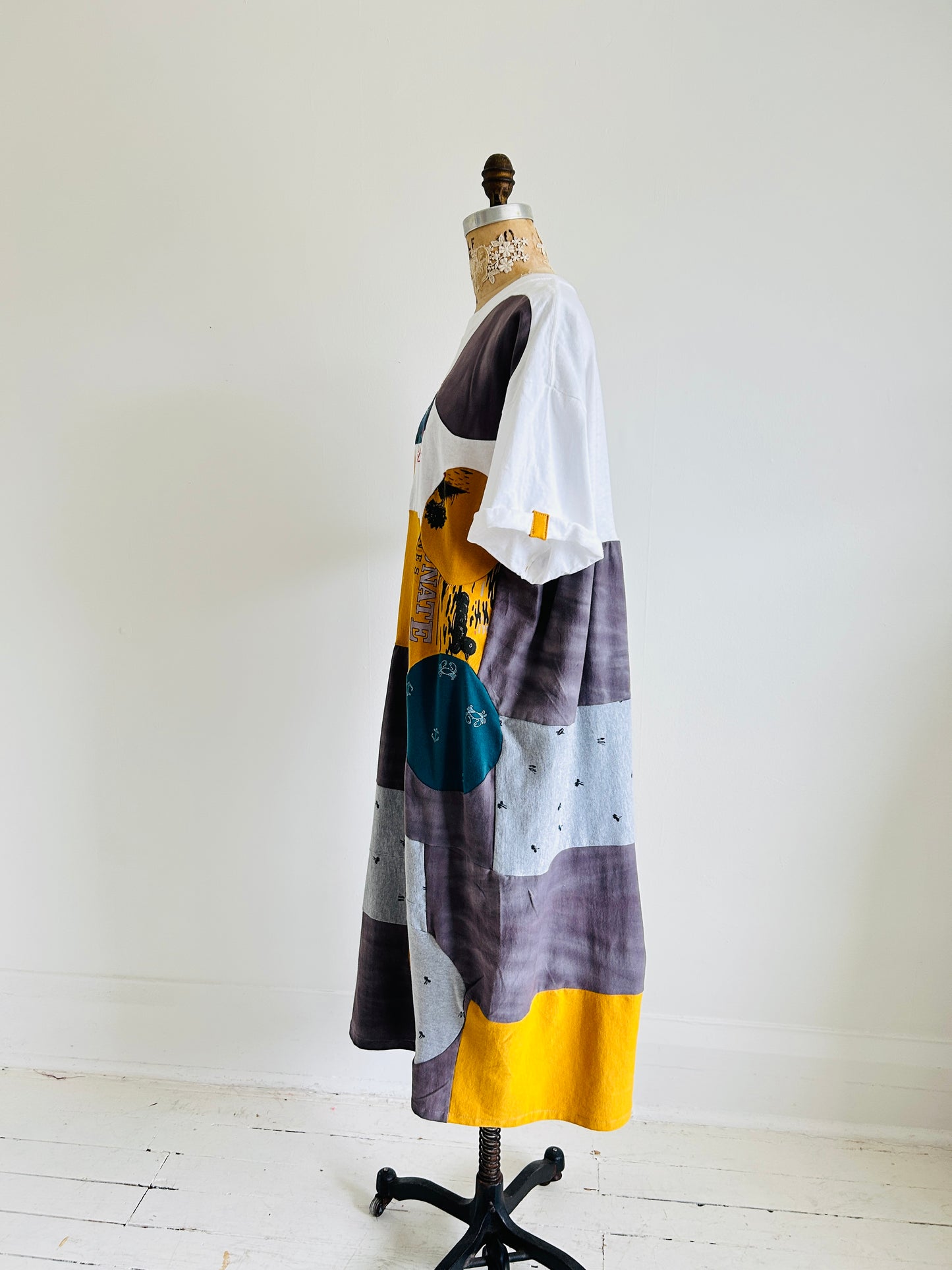 Vintage & Upcycled Tshirt Dress Size XL/2X #TDRESS1