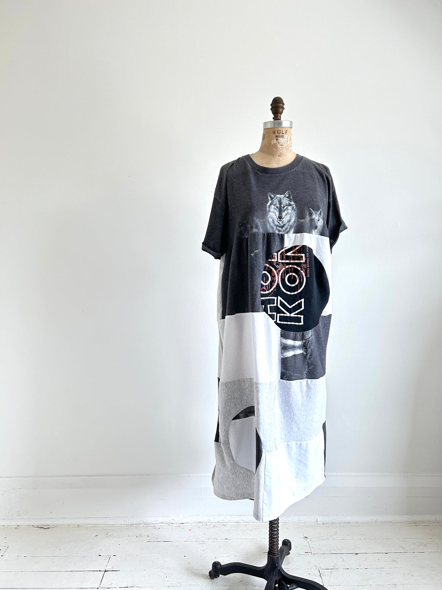 Vintage & Upcycled Tshirt Dress Size L/XL #TDRESS3