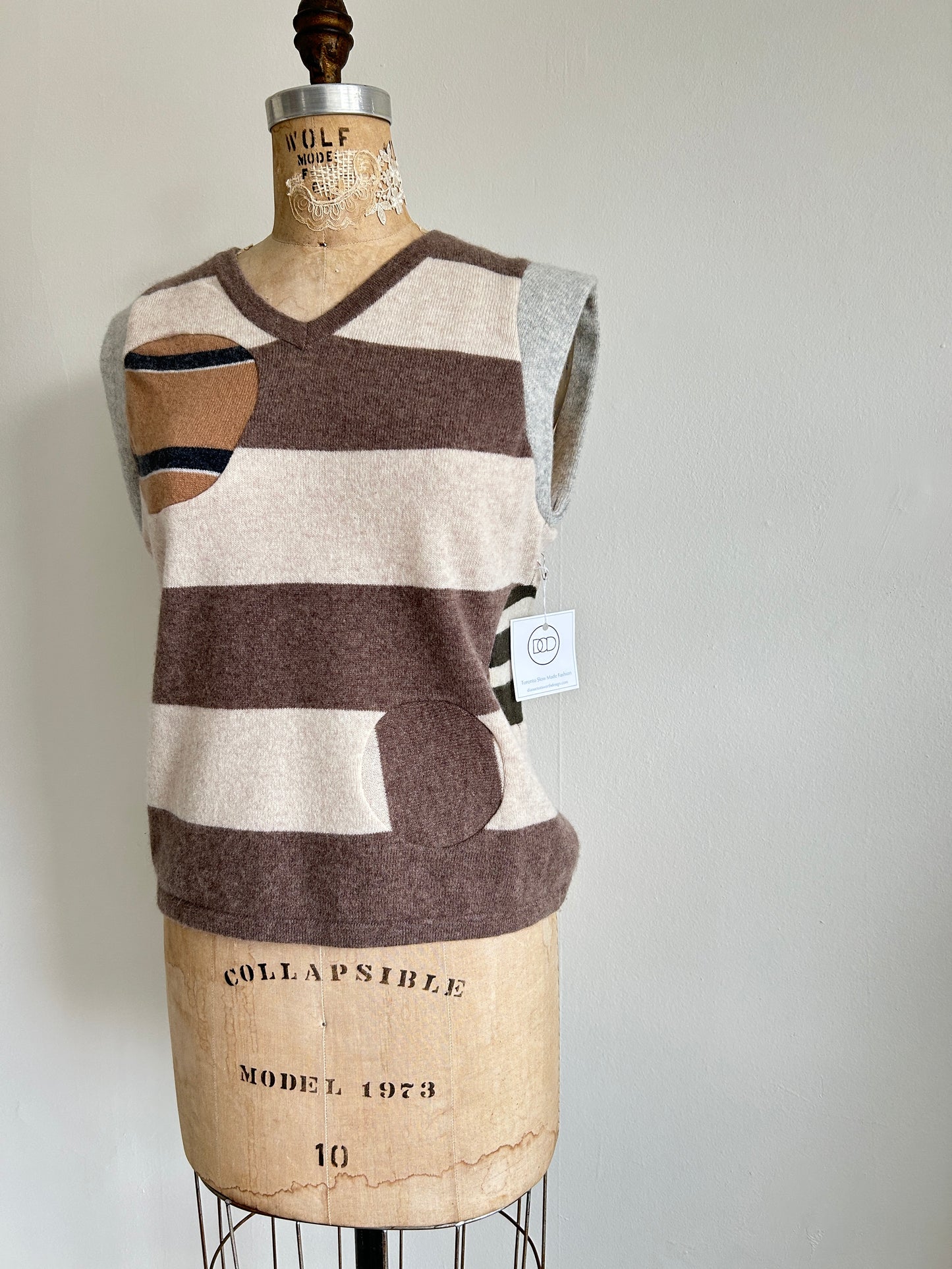 Abstract Art Patched Upcycled Cashmere Vest Size M/L #ARTV9