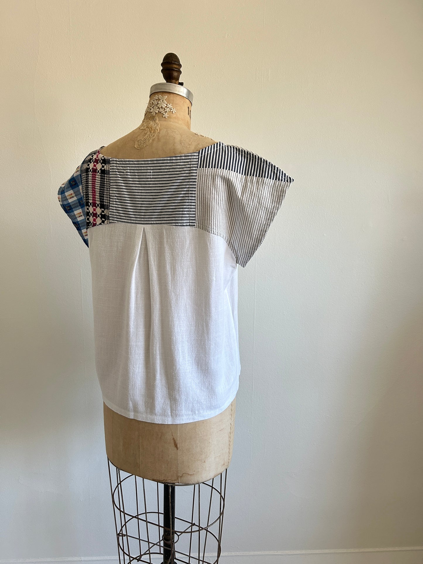 Peony Top - One of a Kind Upcycled & Vintage Cotton & Linen Size L #PEO26