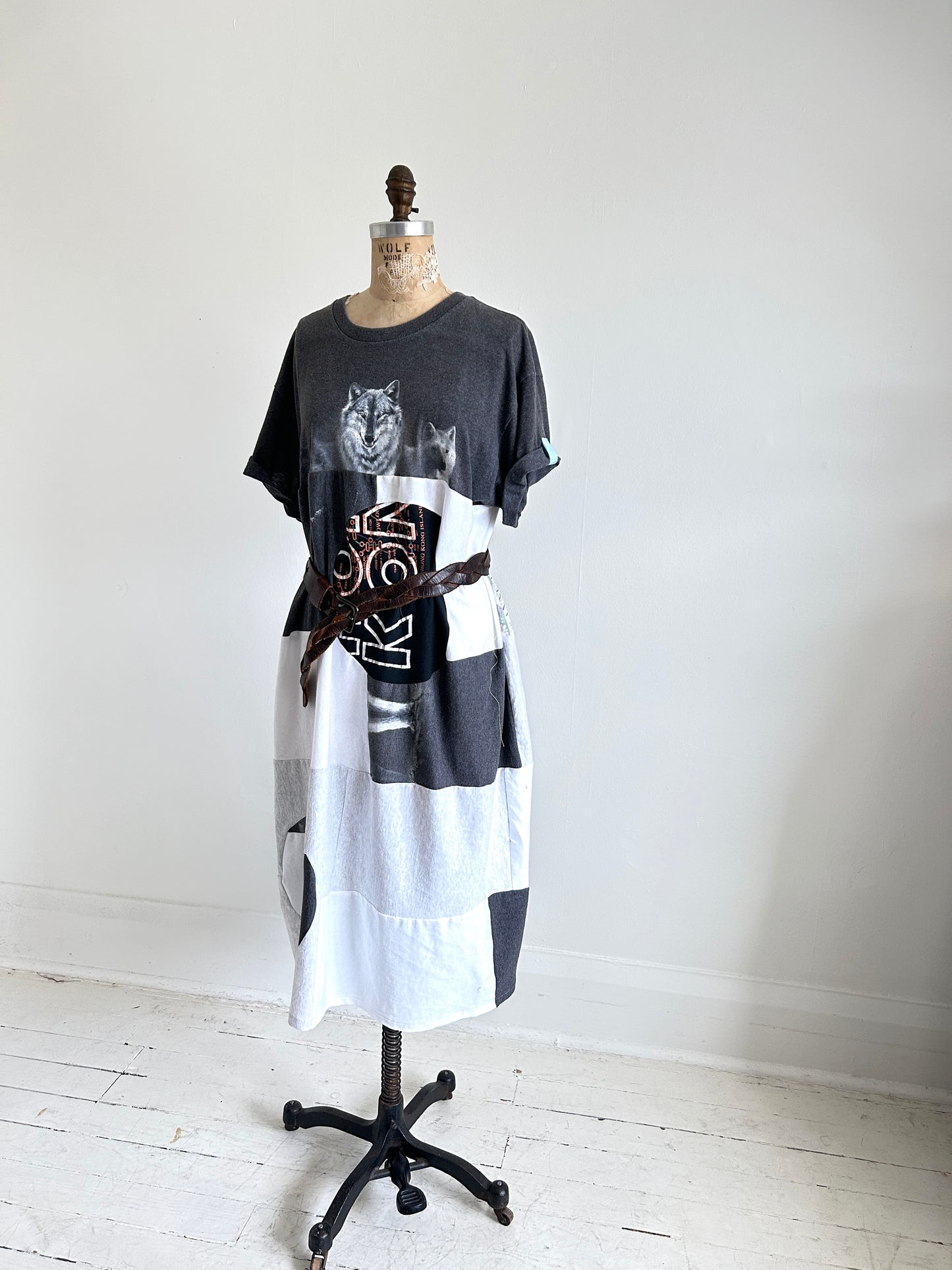 Vintage & Upcycled Tshirt Dress Size L/XL #TDRESS3