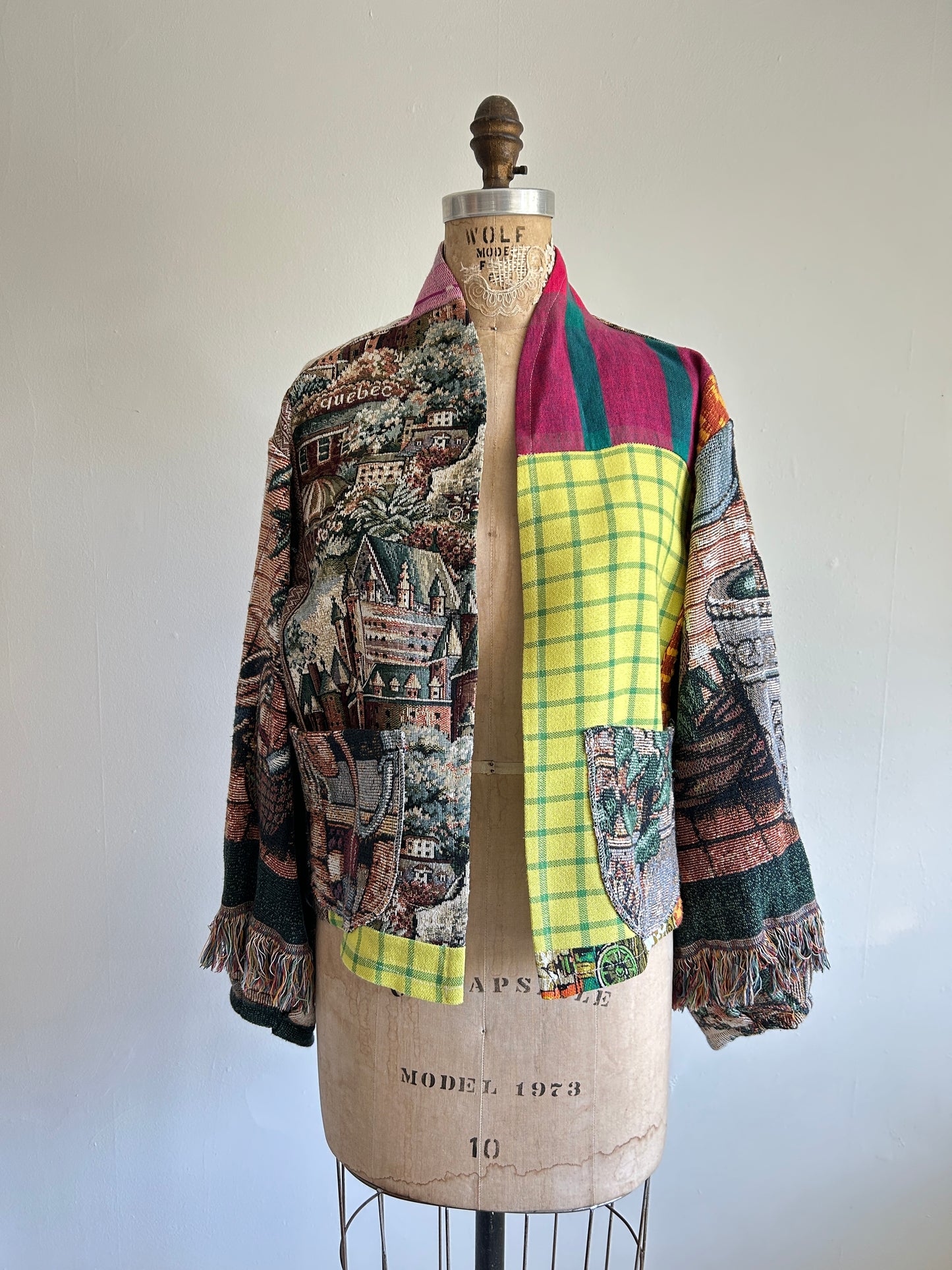 Vivianne Cropped Jacket with Upcycled Throw Blanket Patchwork Size M/L #CVCTML1