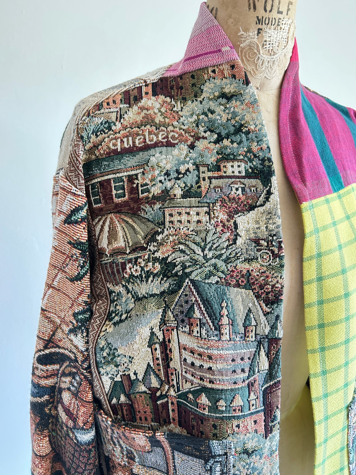 Vivianne Cropped Jacket with Upcycled Throw Blanket Patchwork Size M/L #CVCTML1