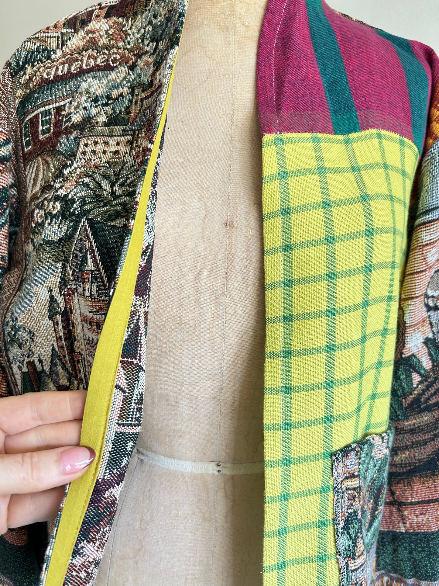 Vivianne Cropped Jacket with Upcycled Throw Blanket Patchwork Size M/L #CVCTML1