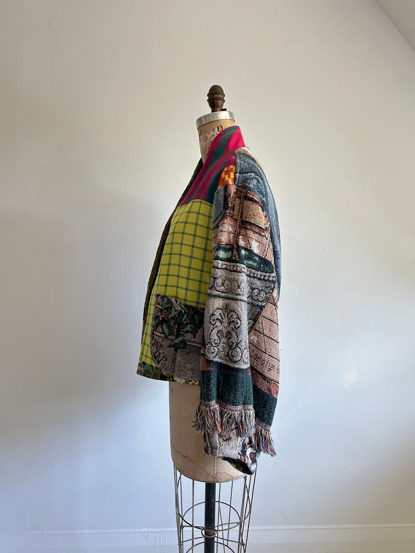 Vivianne Cropped Jacket with Upcycled Throw Blanket Patchwork Size M/L #CVCTML1
