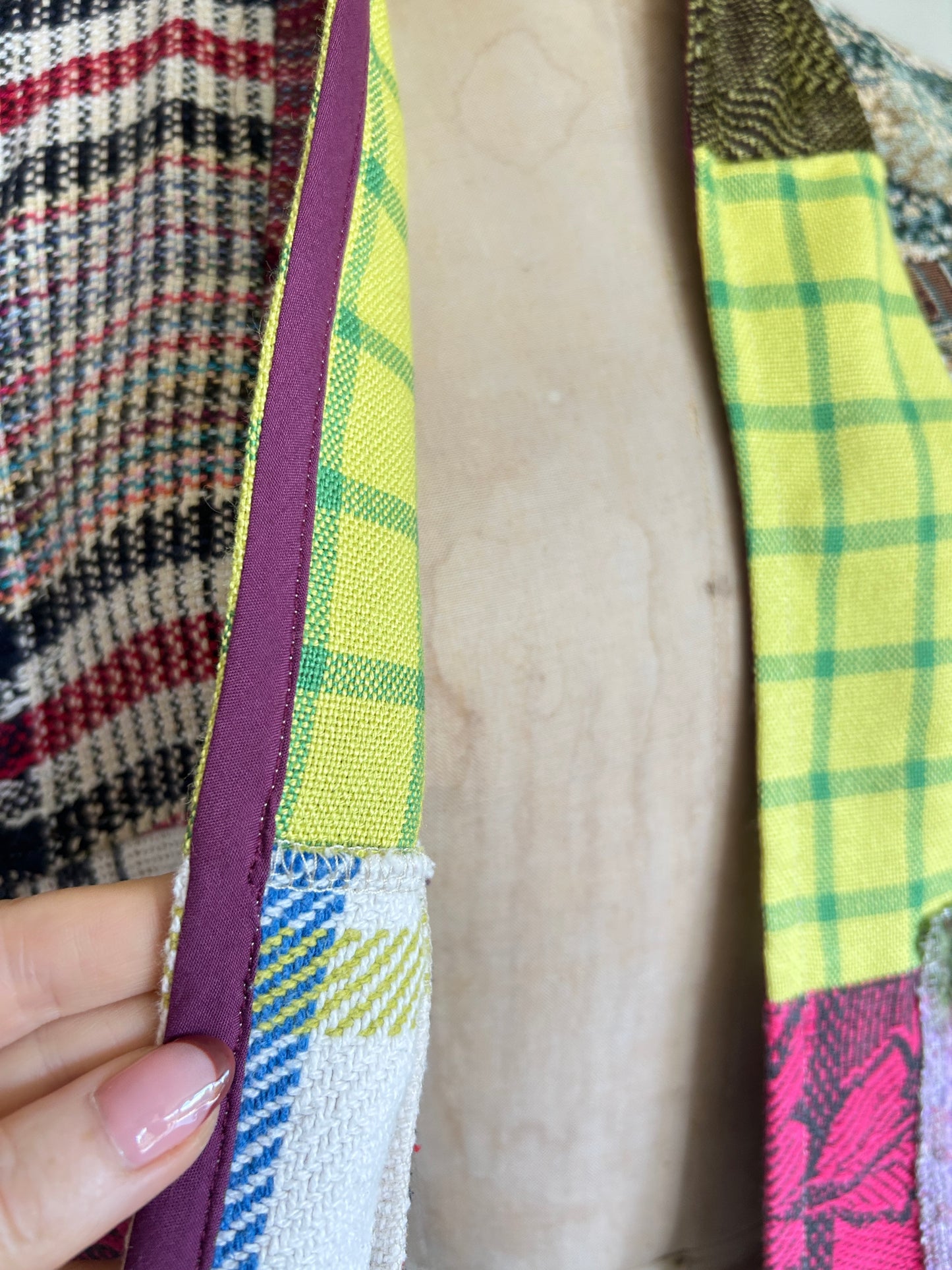 Vivianne Cropped Jacket with Upcycled Vintage Throw & Wool Blanket Patchwork Size S/M #CVCWSM8
