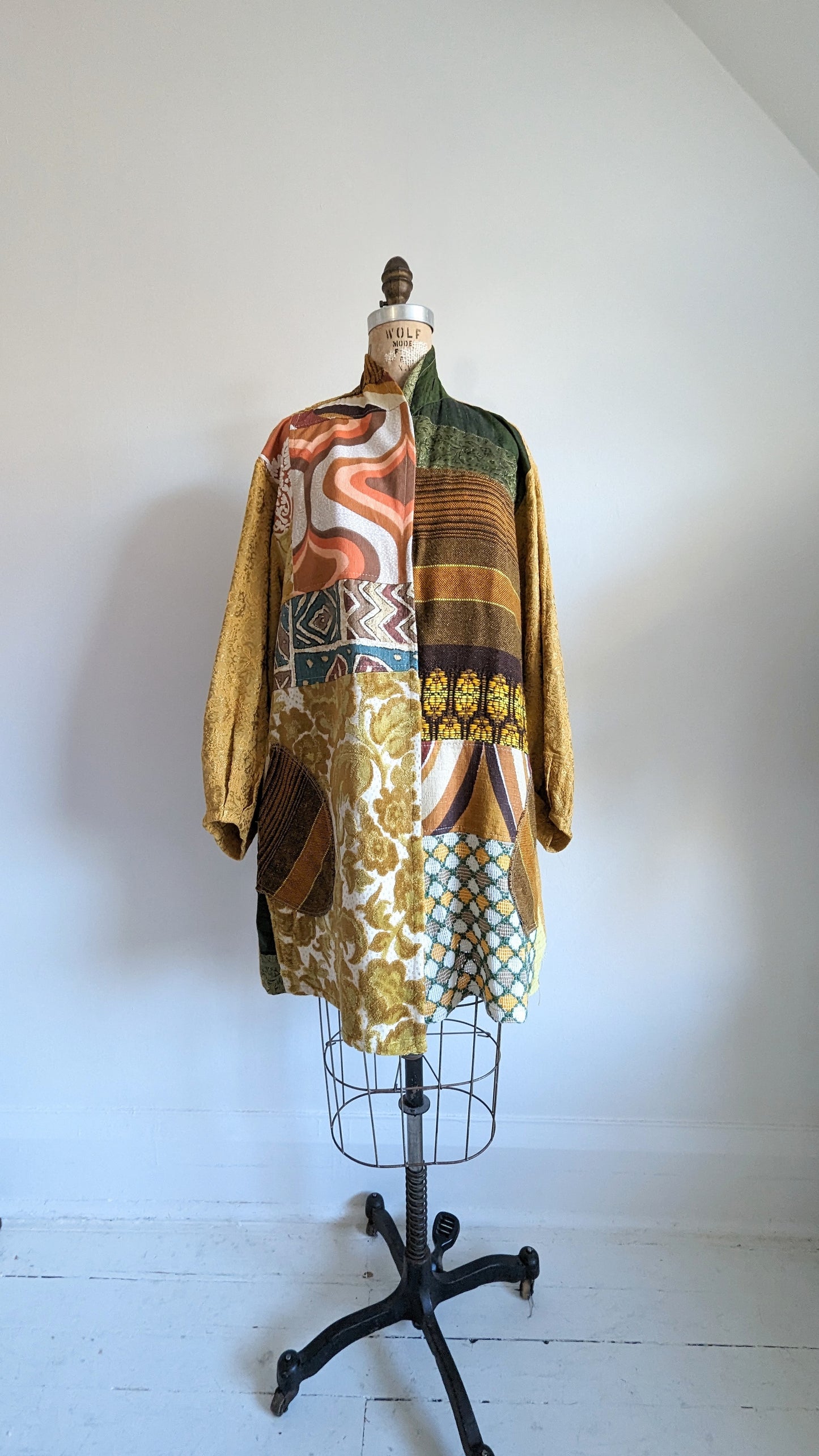 Vivianne Jacket with Upcycled Woven Vintage Drapery Patchworked Size 2X/3X #VIVT8