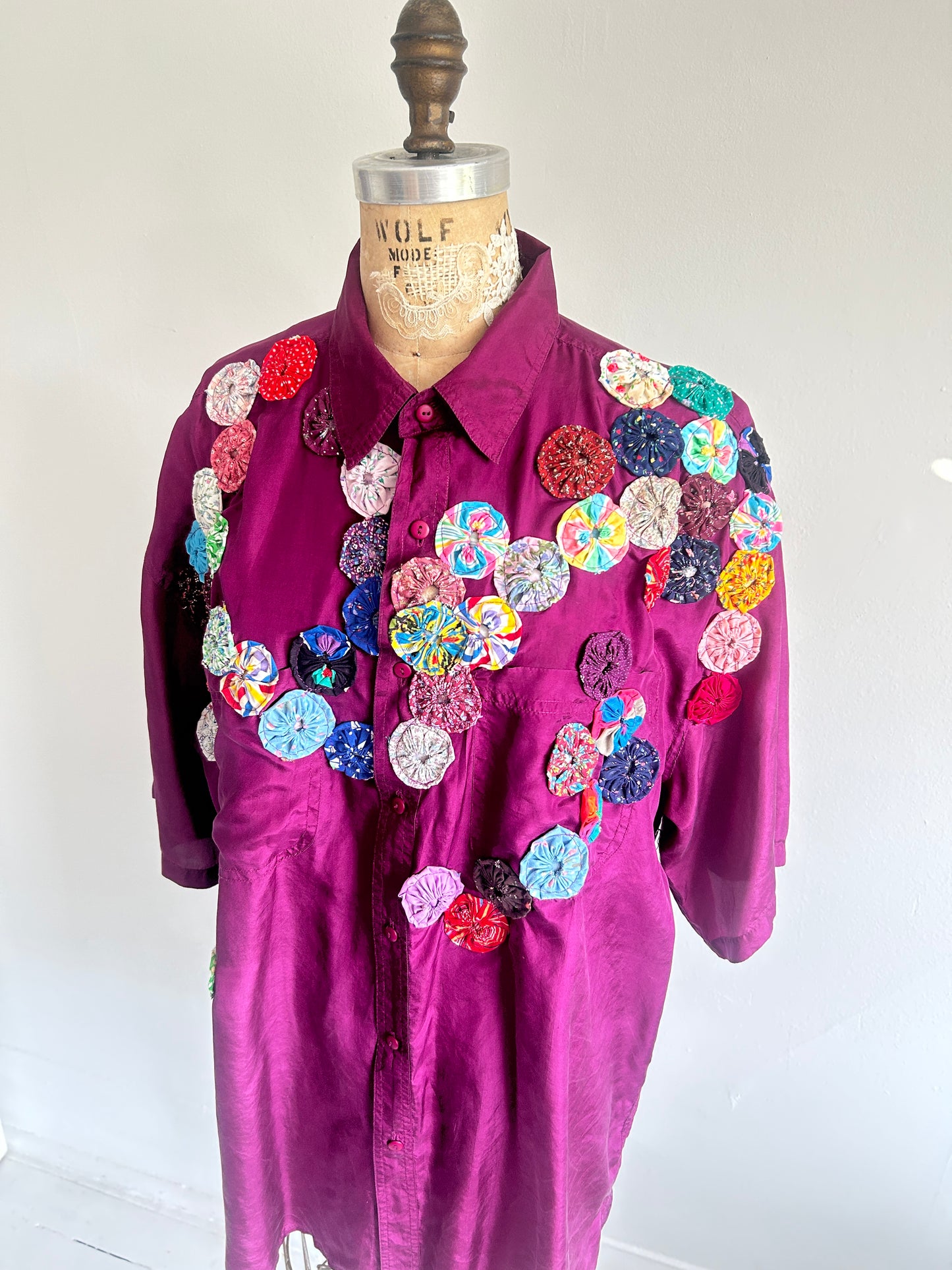 Vintage Silk Blouse with YoYo Quilt Appliqué Size XL #YOYO2