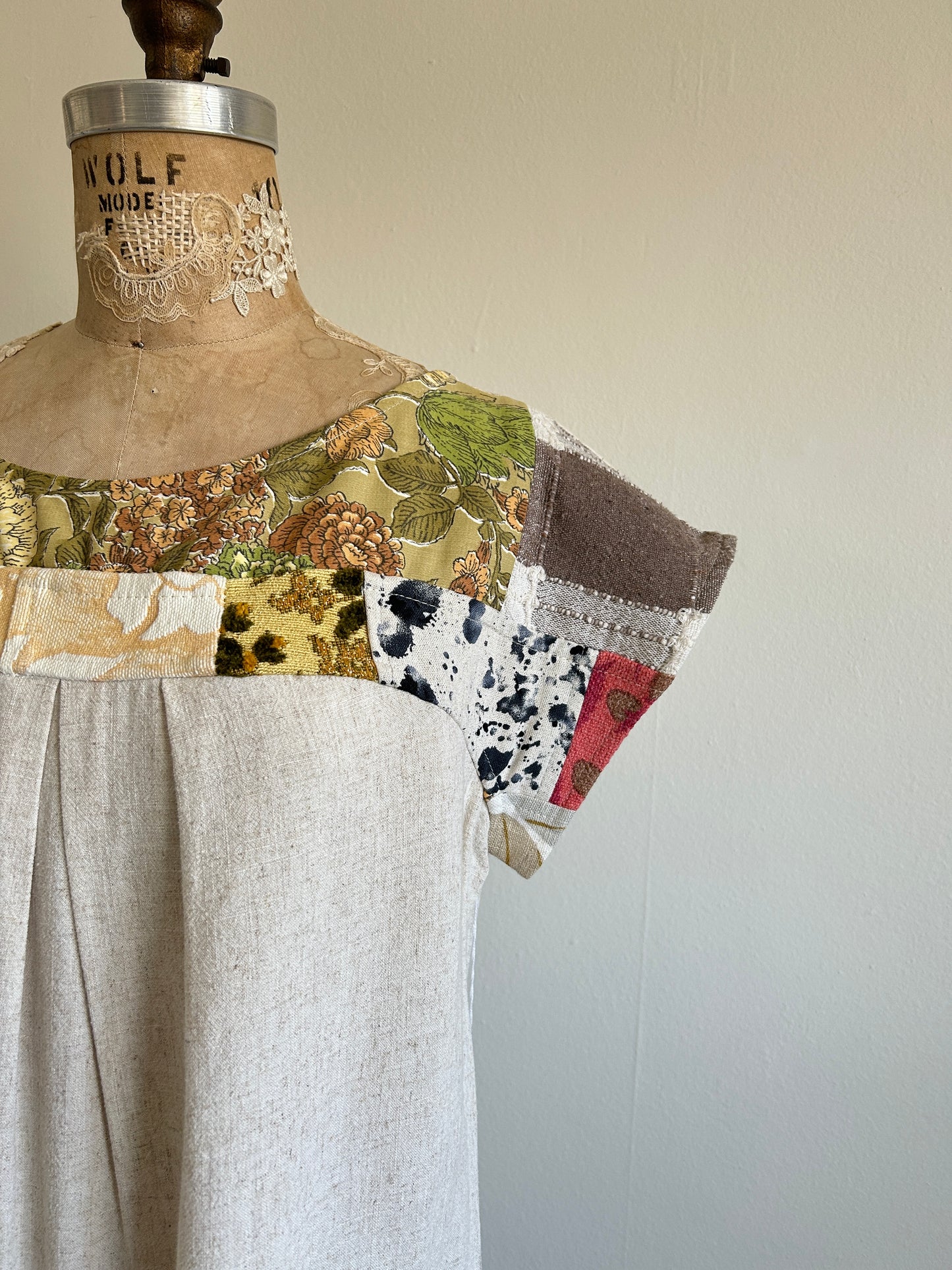 Peony Top - One of a Kind Upcycled & Vintage Cut Lace Cotton & Linen Size L #PEO16