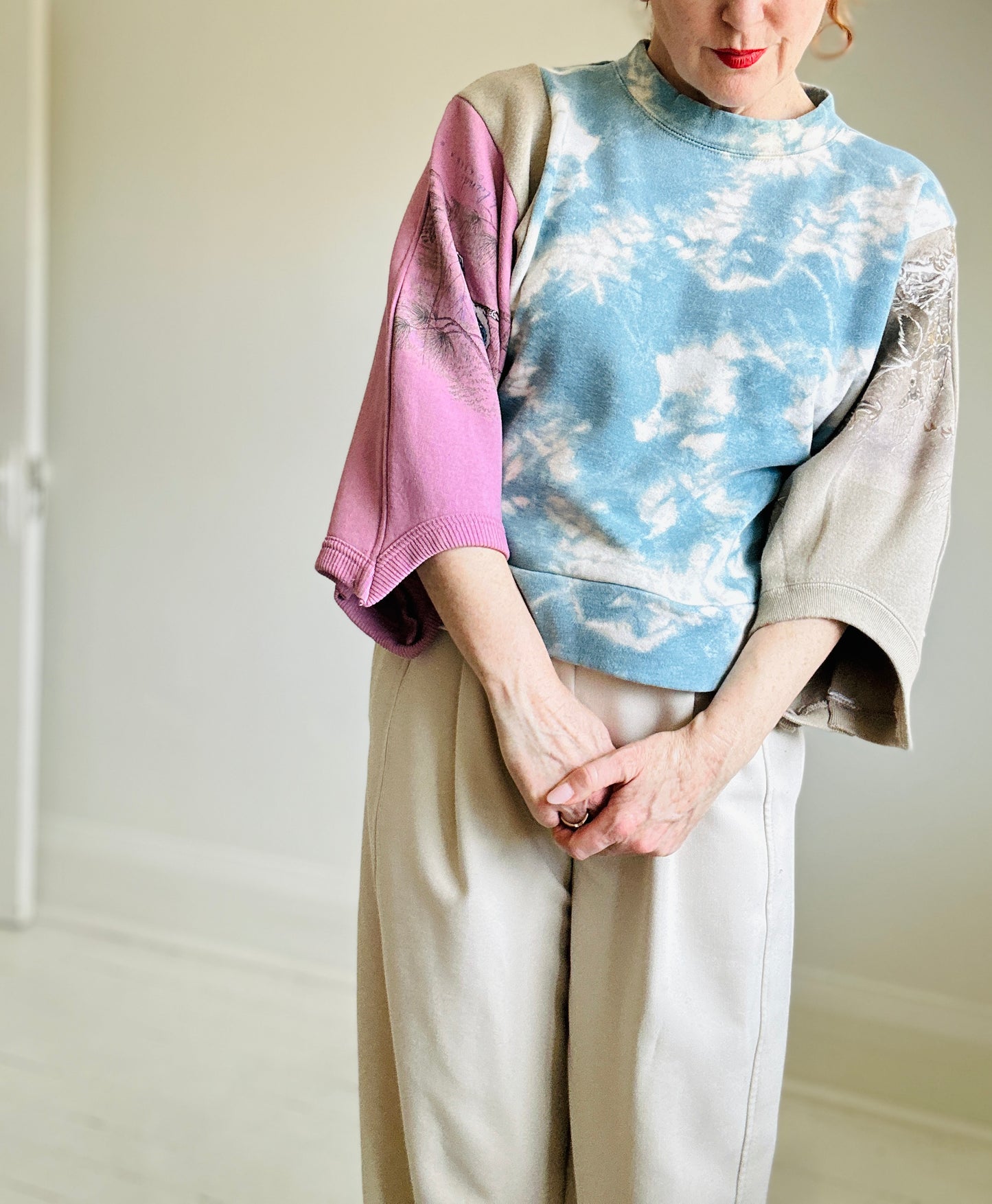Upcycled Vintage Reworked Sweatshirt M/L #SWML1