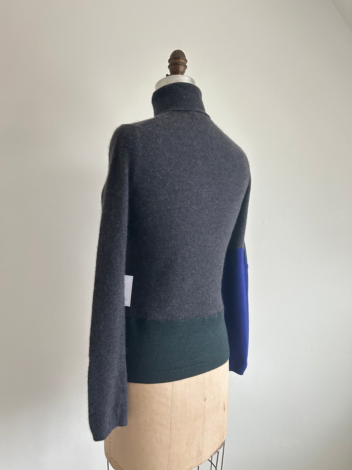 Abstract Art Patched Upcycled Cashmere & Silk Size XS/S #CASXSS34