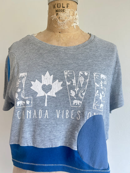 Reworked Preloved Canada Iron On Tshirt - Circle Series Size S/M #TSHIRT11