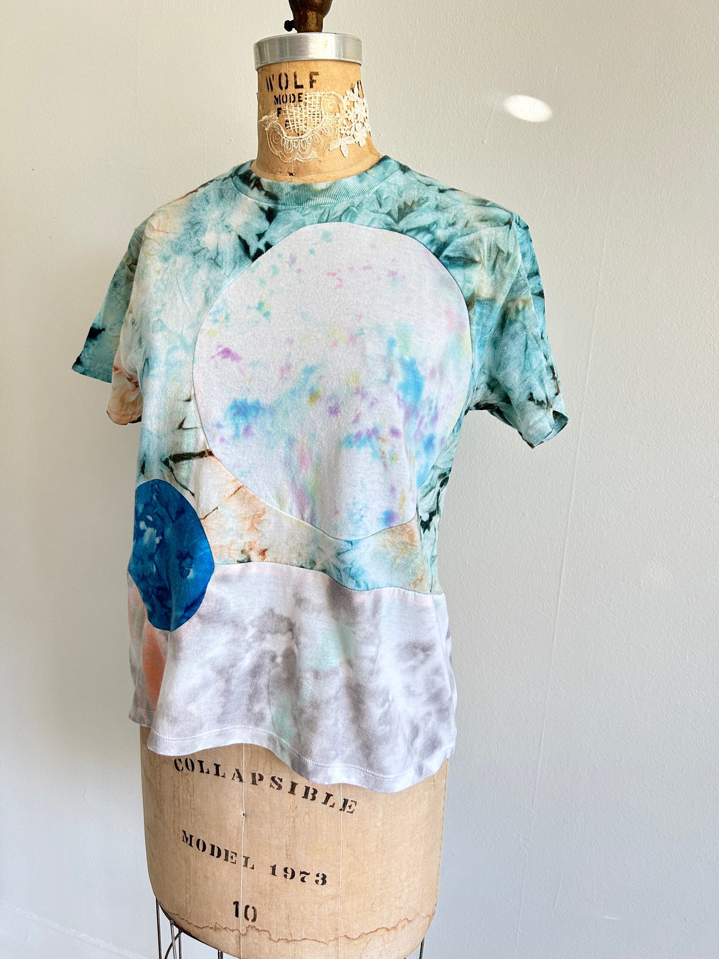 Reworked Preloved Tie Dyed Tshirt - Circle Series Size XS/S #TSHIRT4