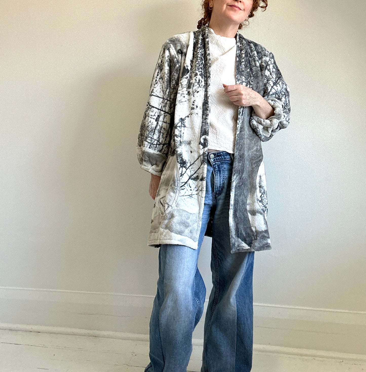 Vivianne Jacket with Upcycled Fleece Throw Blanket Wolf Theme Size M/L #CVJFML24