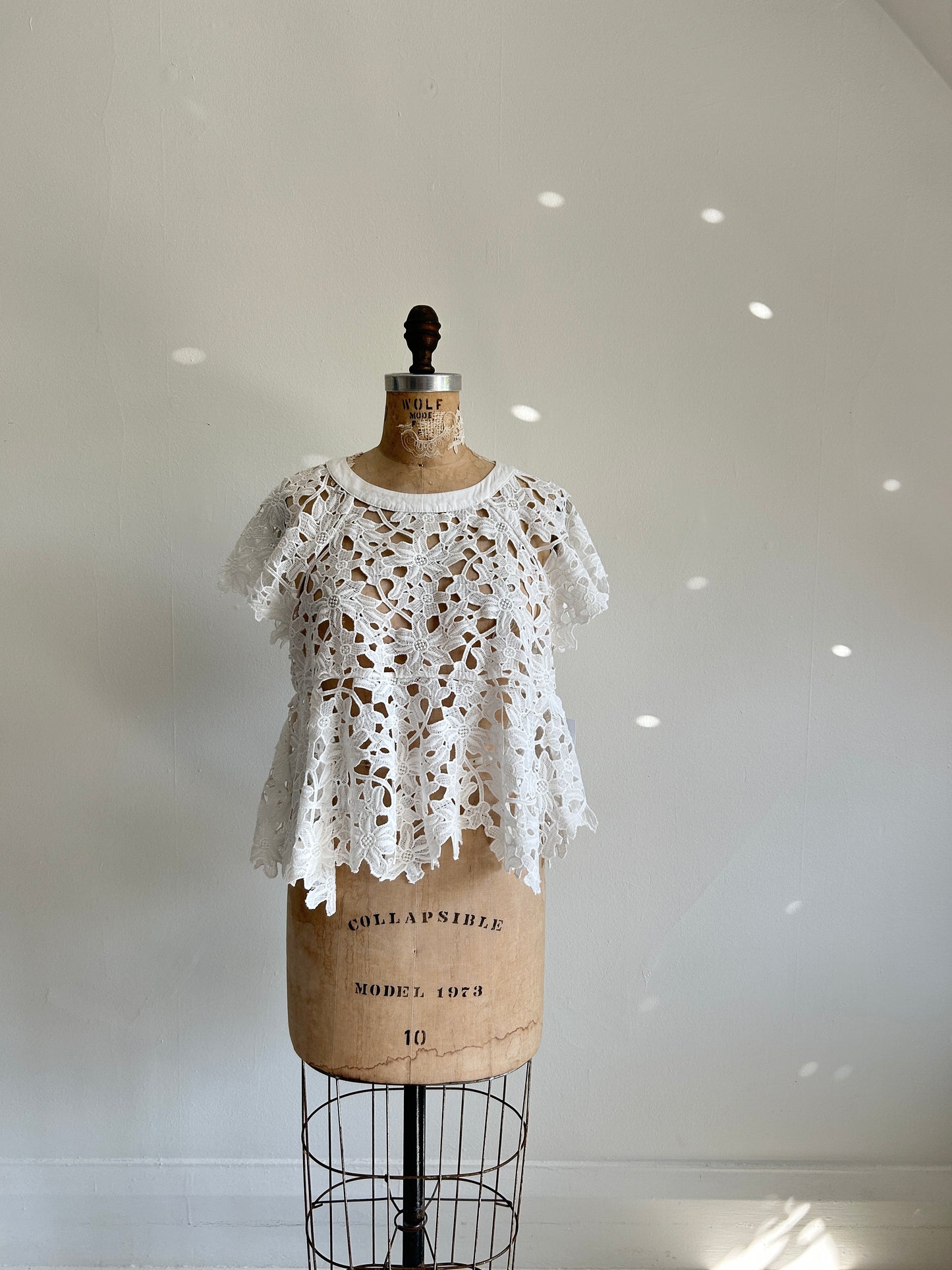 Preloved Upcycled white Lace Top Size S/M #VIN2