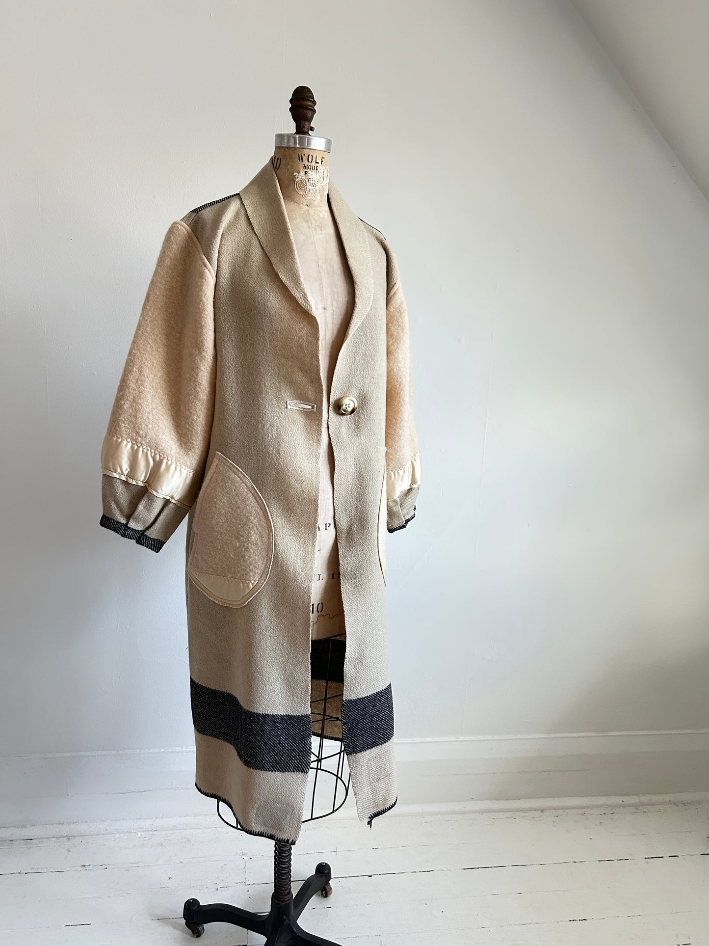 Vivianne Duster with Upcycled Horn Bros. Vintage Wool Blanket Size XS/S #CVDWXSS48