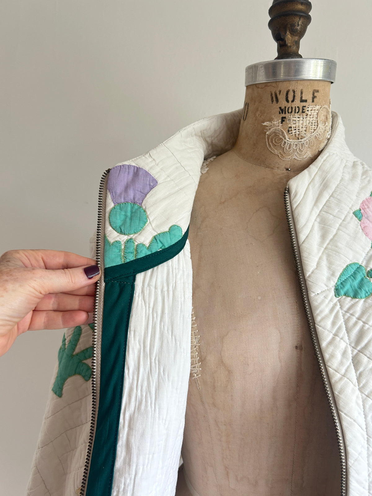 Billie Zip Up Jacket with Upcycled Vintage Quilt Size M/L #BILLMLCR6
