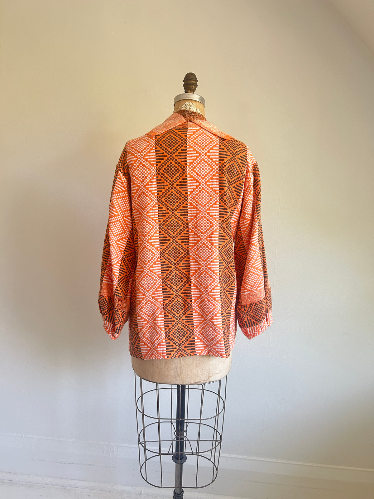 Vivianne Jacket with Upcycled Vintage Cotton Lightweight Throw Size S/M #CVBTXSS3