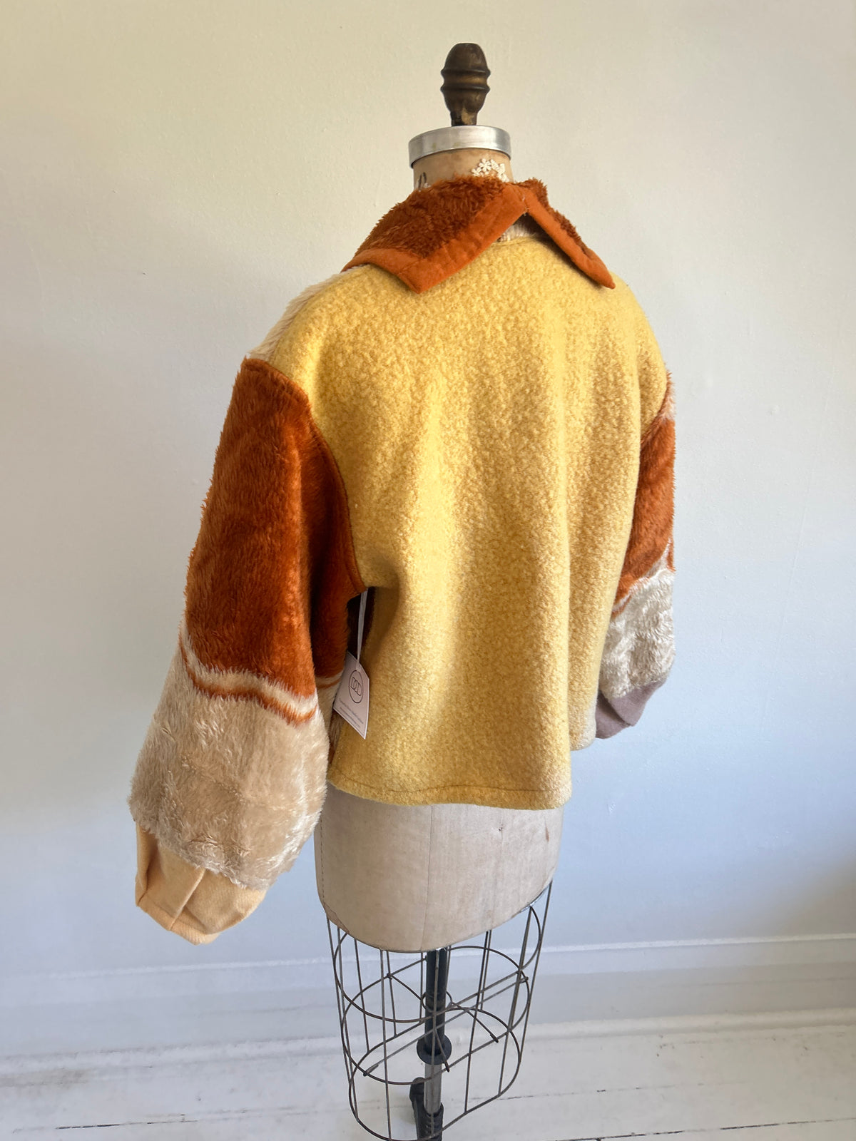 Vivianne Cropped Jacket with Upcycled Vintage Wool & Fleece Blankets Size M/L #CVCWML11