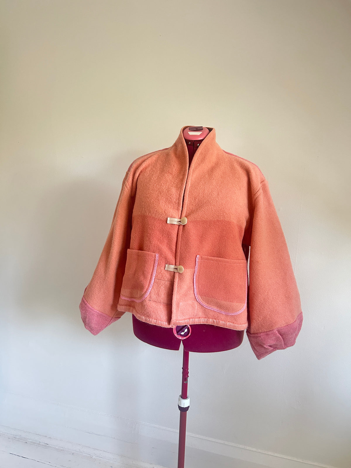 Vivianne Cropped Jacket with Upcycled Vintage Trapperpoint Wool Blanket Size 2X/3X #CVCW23X11