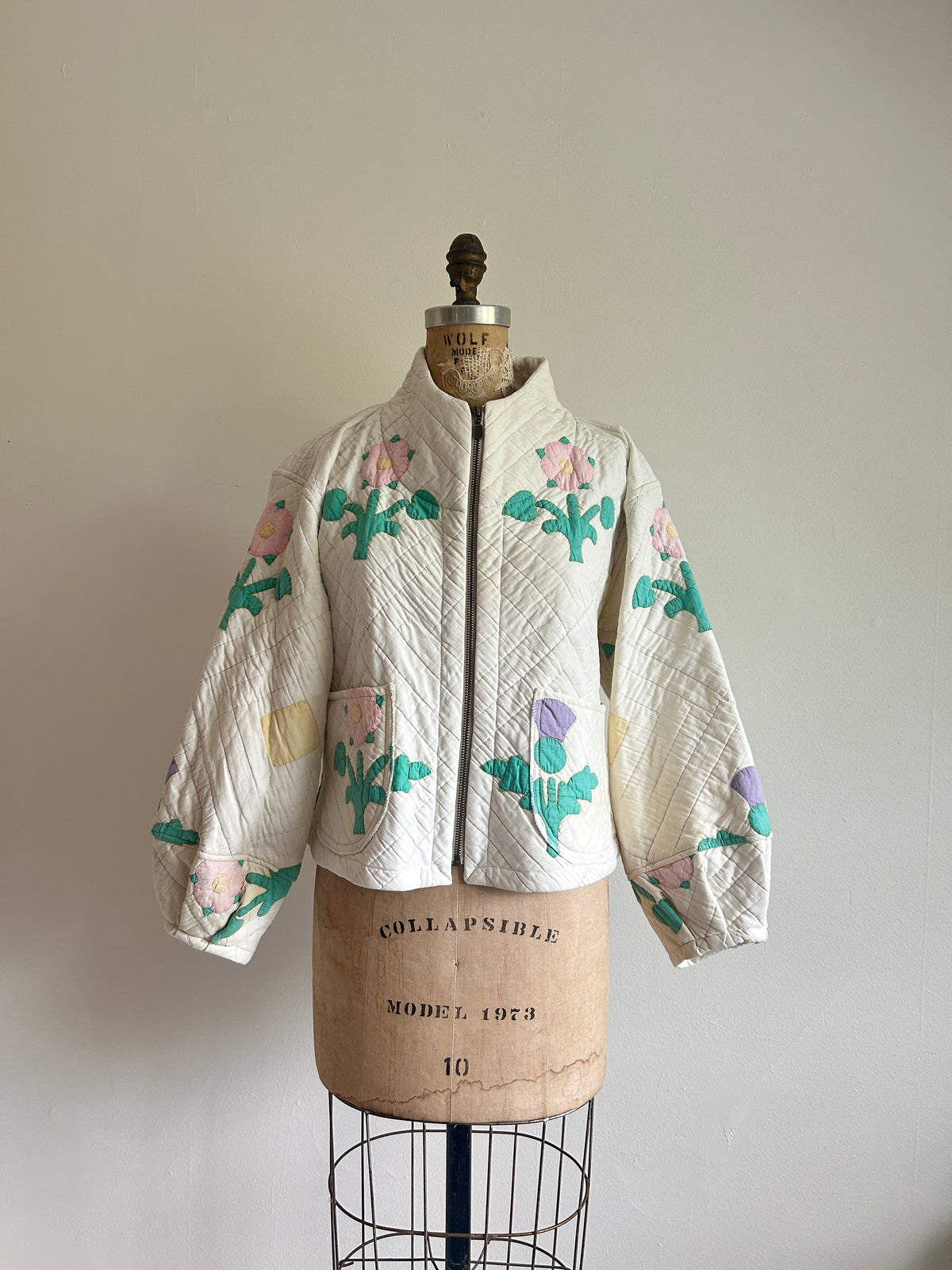Billie Zip Up Jacket with Upcycled Vintage Quilt Size M/L #BILLMLCR6