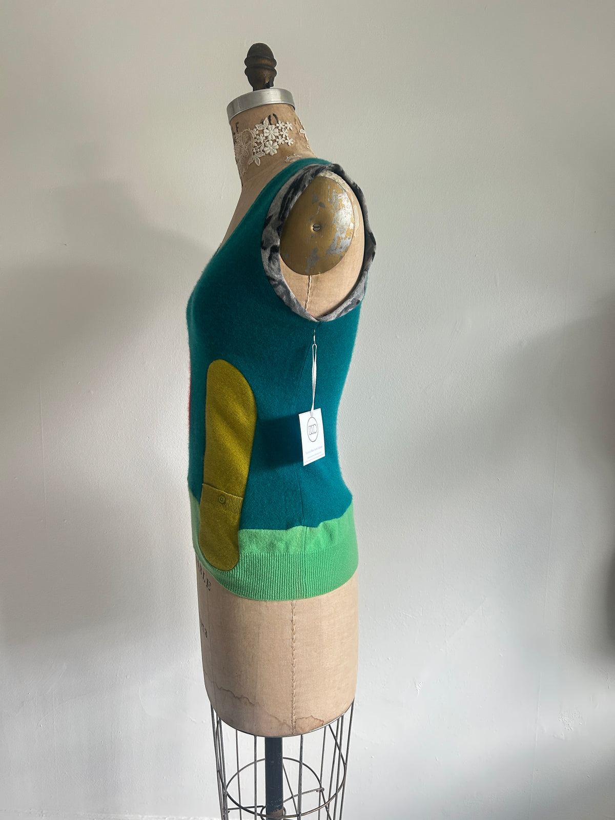 Abstract Art Patched Upcycled Cashmere Vest Size XS/S #CAVXXS26