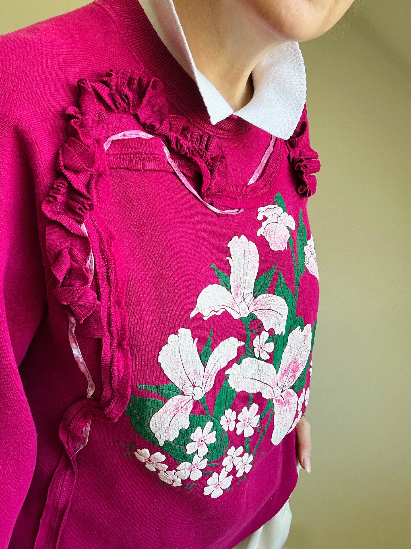 Ruffled Vintage 1990 Sweatshirt L/XL #SWLXL1