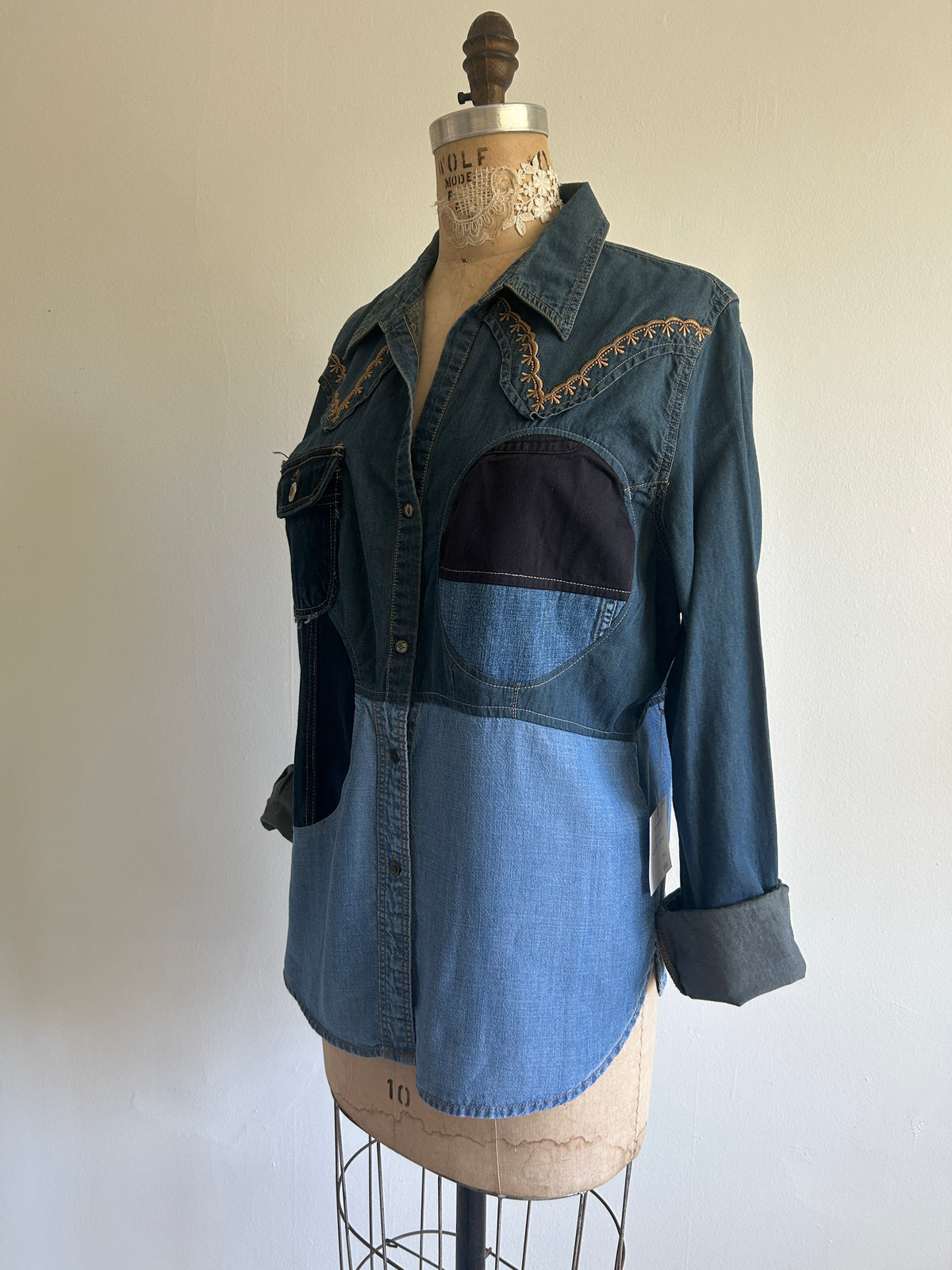 Upcycled Modern Workwear Wrangler Denim Shirt - Circle Series Size M/L #DBML4