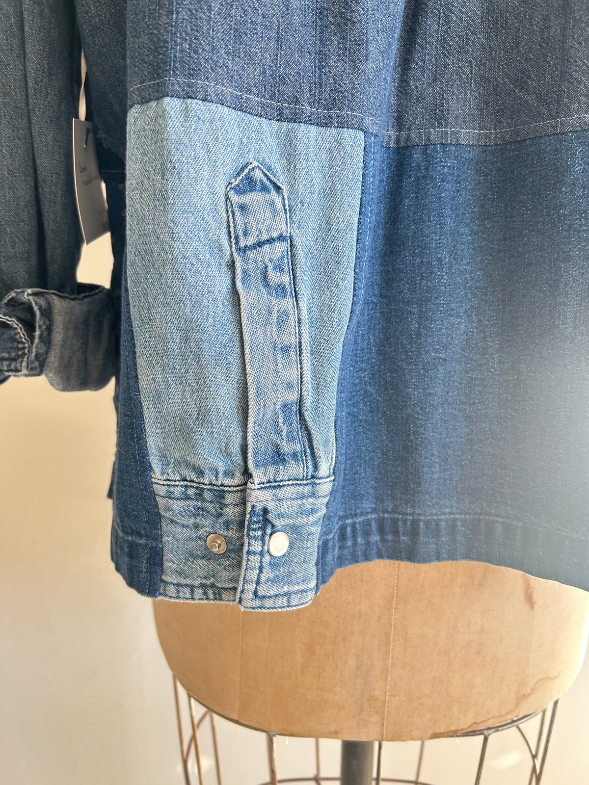 Upcycled Modern Workwear Denim Shirt - Circle Series Size L/XL #DENLXL1