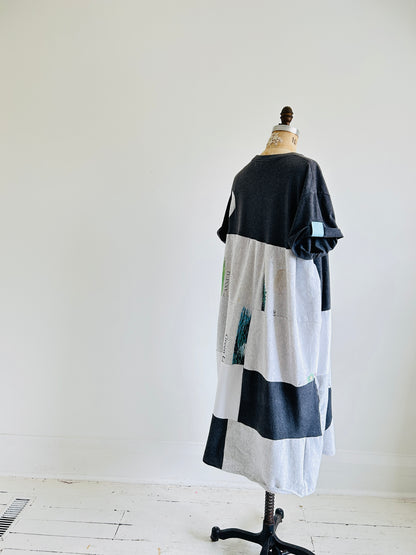 Vintage & Upcycled Tshirt Dress Size L/XL #TDRESS3