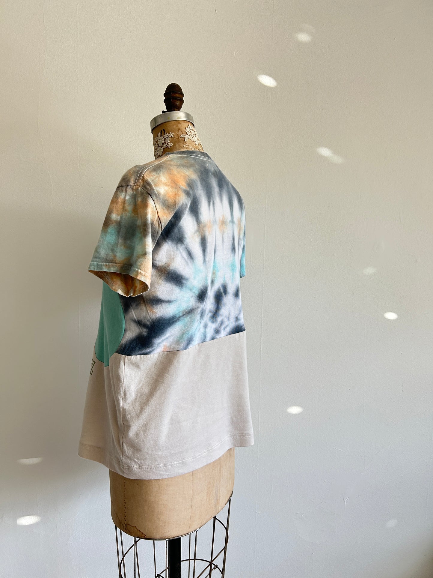 Reworked Preloved Tie Dyed Tshirt - Circle Series Size XS/S #TSHIRT3