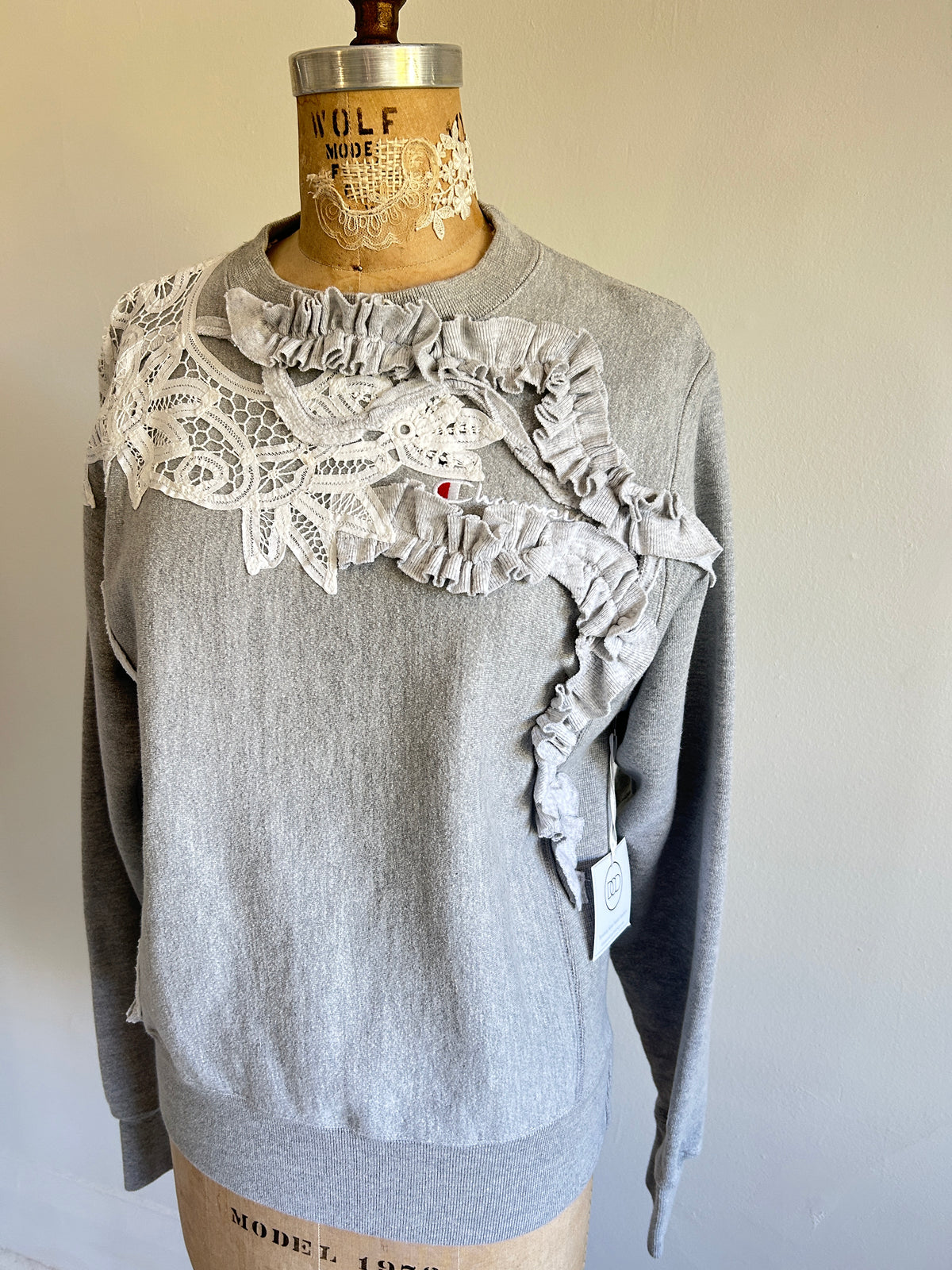 Ruffled & Battenburg Lace Upcycled Champion Sweatshirt XS/S #SWRXXS3