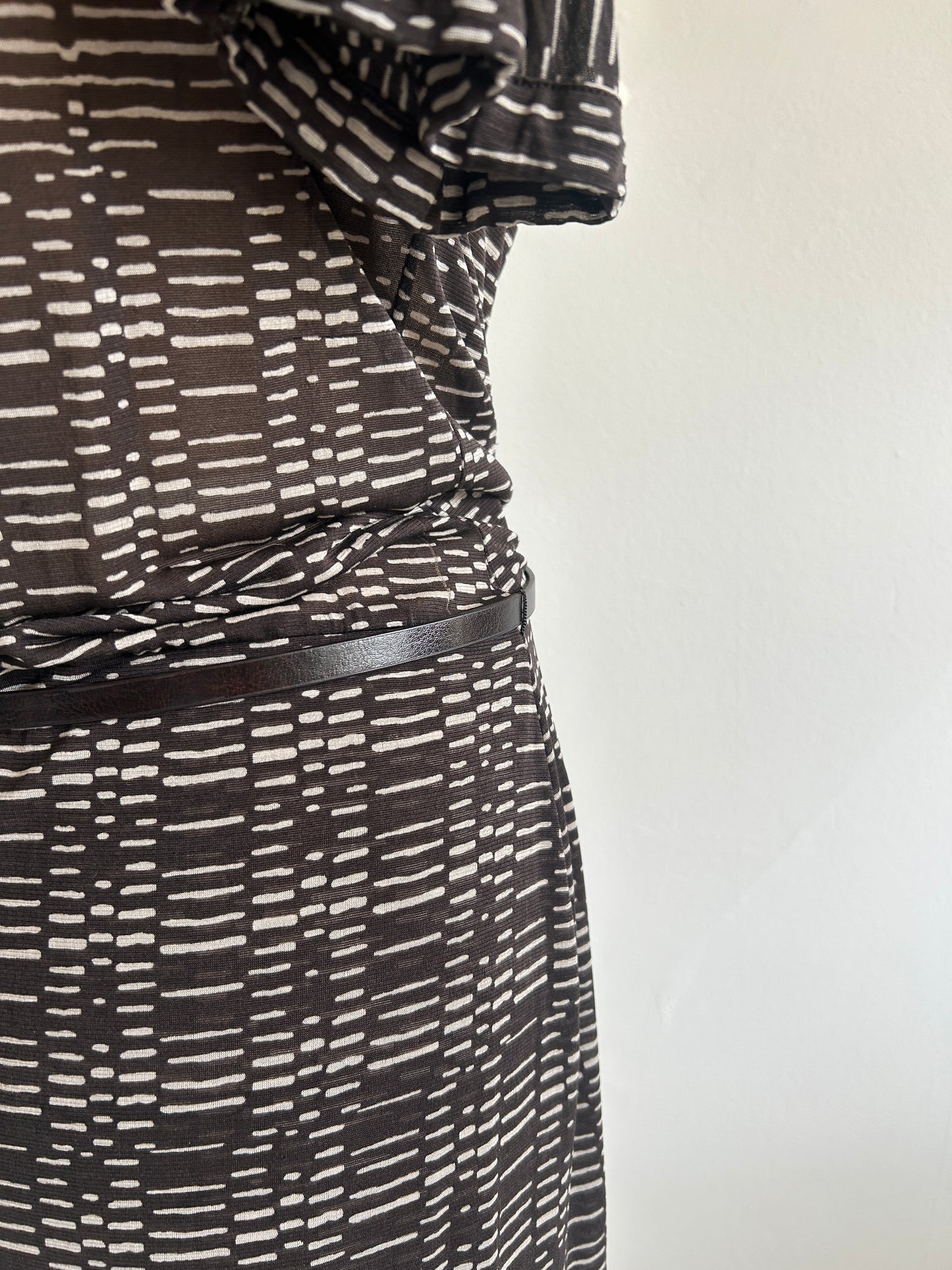Preloved Hugo Boss Silk Sheer Faux Wrap Dress Size M #VIN8