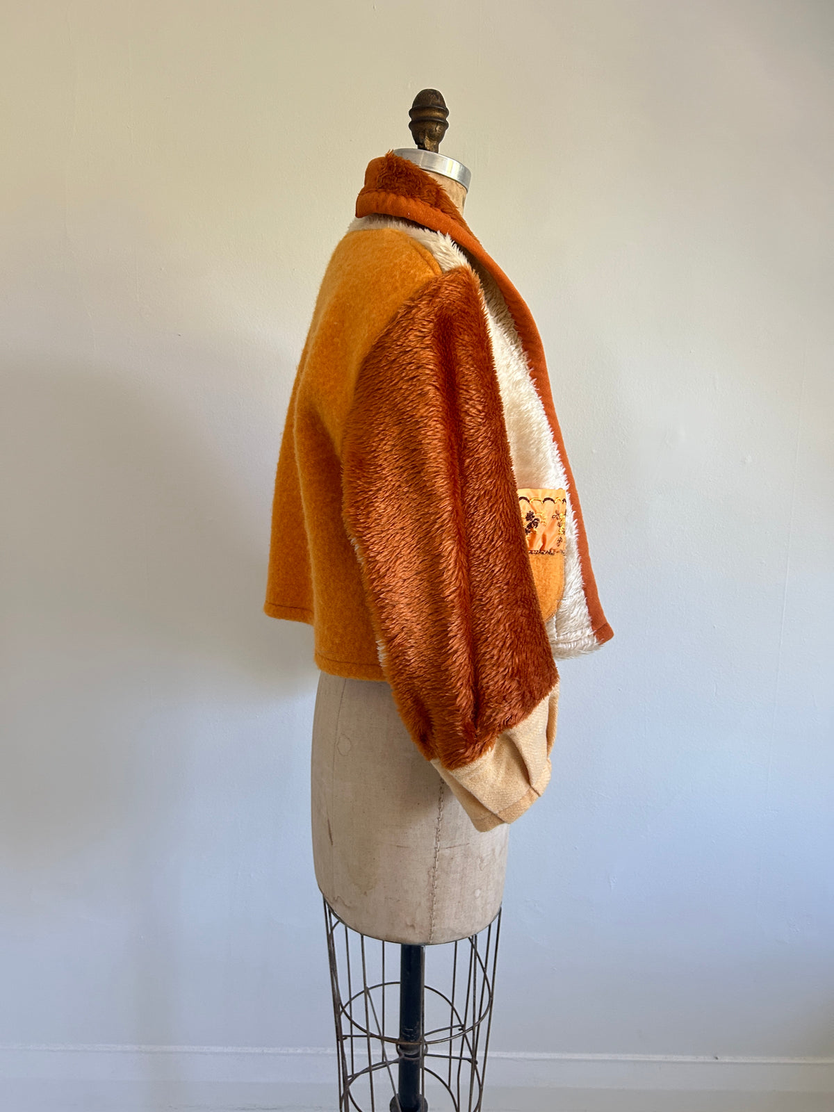 Vivianne Cropped Jacket with Upcycled Vintage Wool & Fleece Blankets Size XS/S #CVCWXXS14