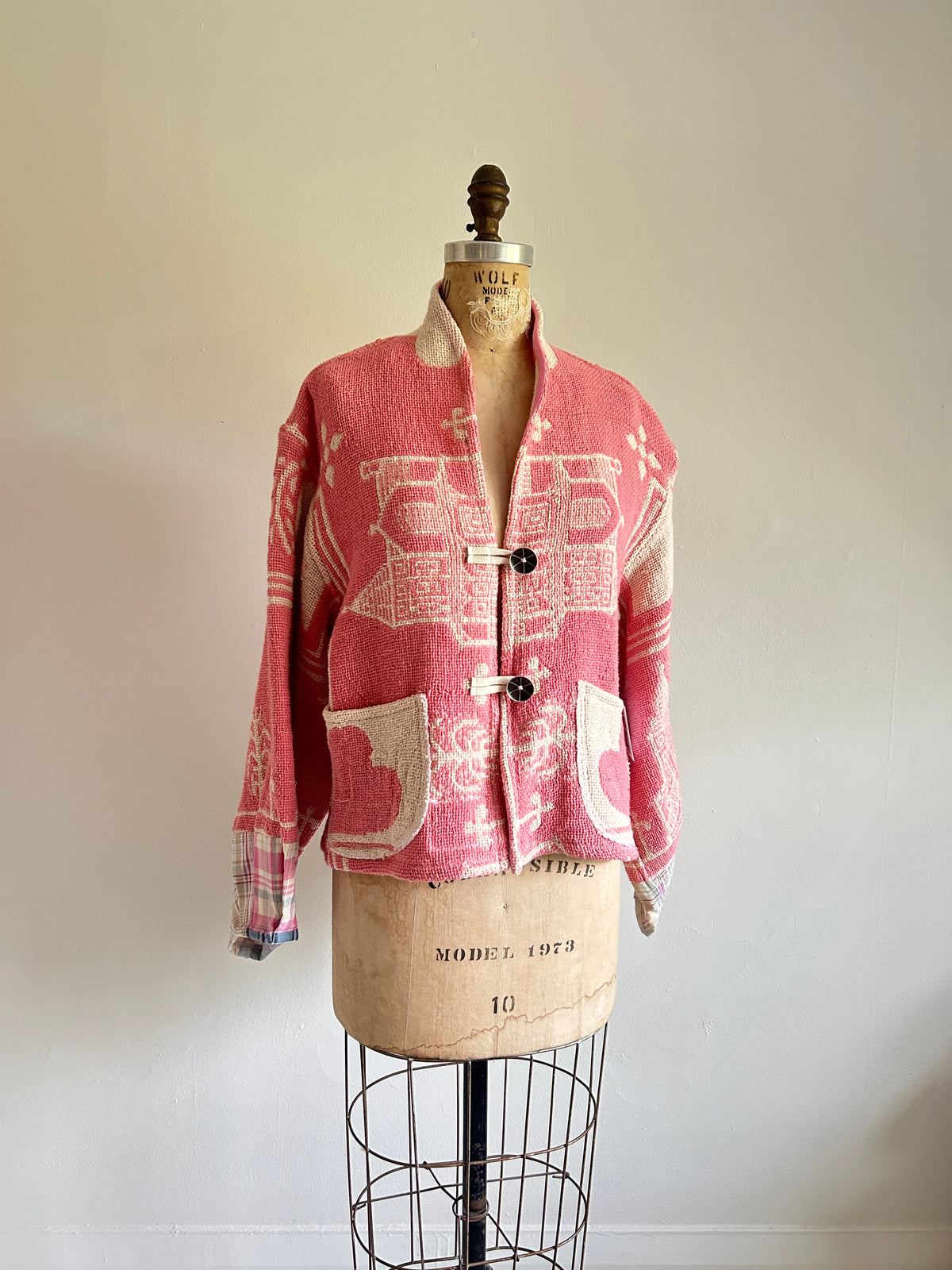 Vivianne Cropped Jacket with Upcycled Throw Blanket M/L #CVCTML7