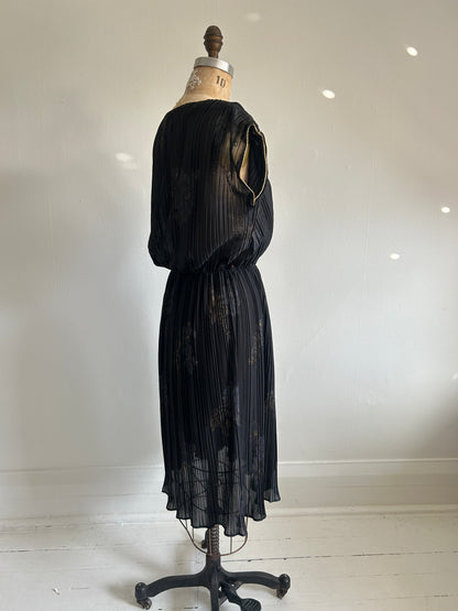 Vintage Sheer Pleated Dress Size M/L #VIN7