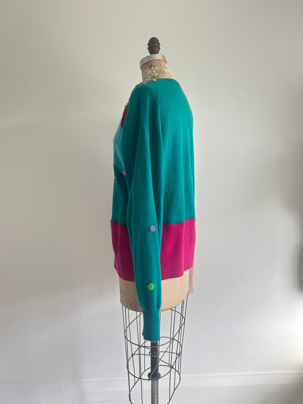 Needlefelted and Circle Patched Confetti Cashmere Sweater XL/2X #CASX2X1