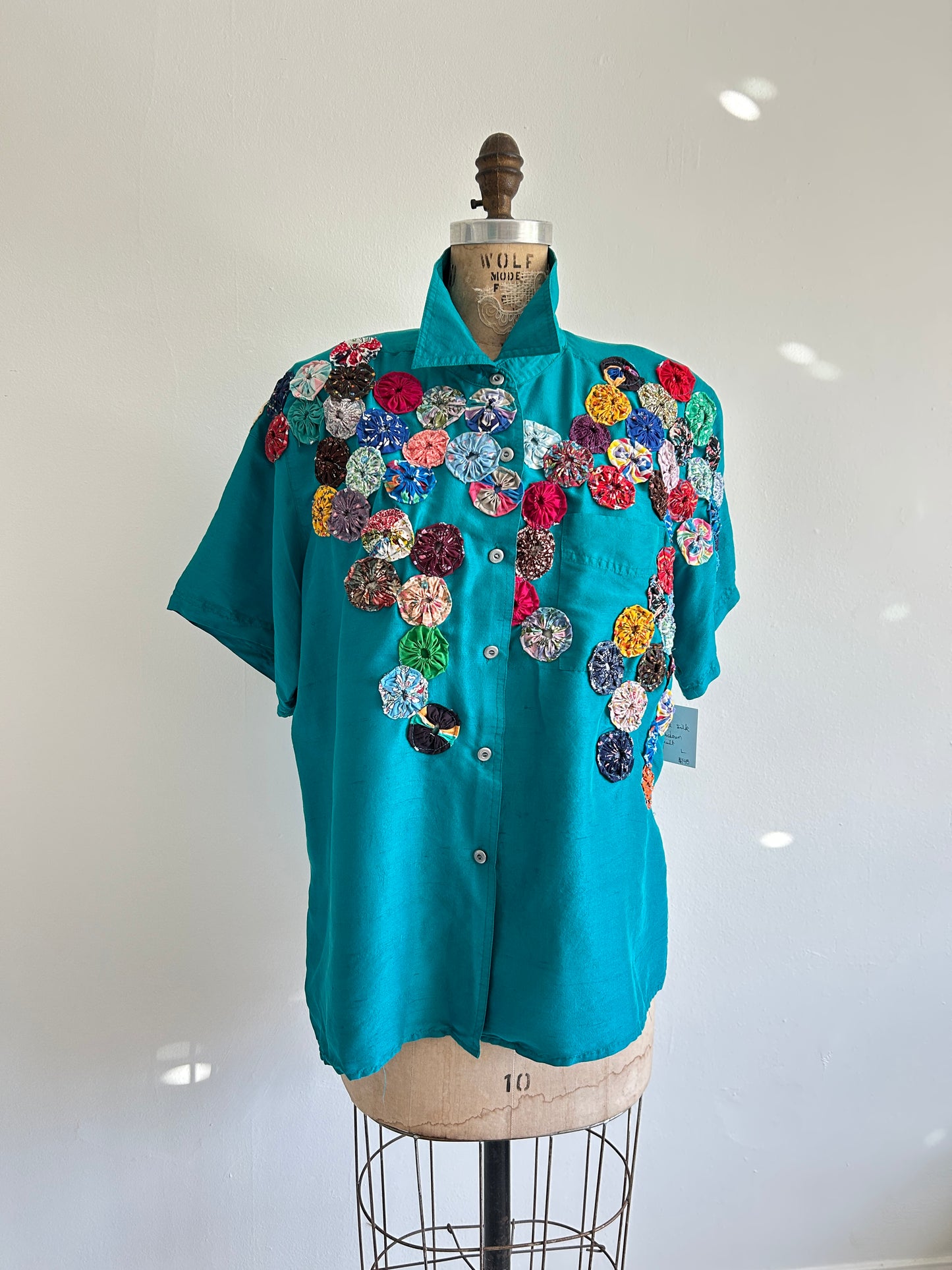 Vintage Silk Blouse with YoYo Quilt Appliqué Size L #YOYO1