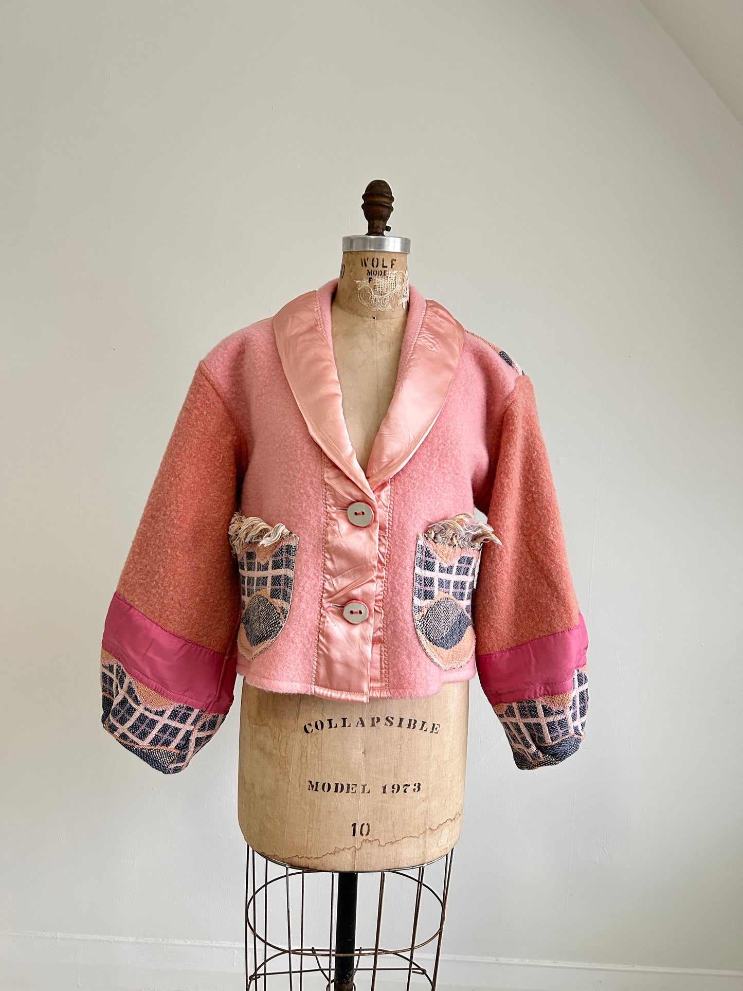 Vivianne Cropped Jacket with Upcycled Vintage Wool & Throw Blanket Size M/L #CVCWML39