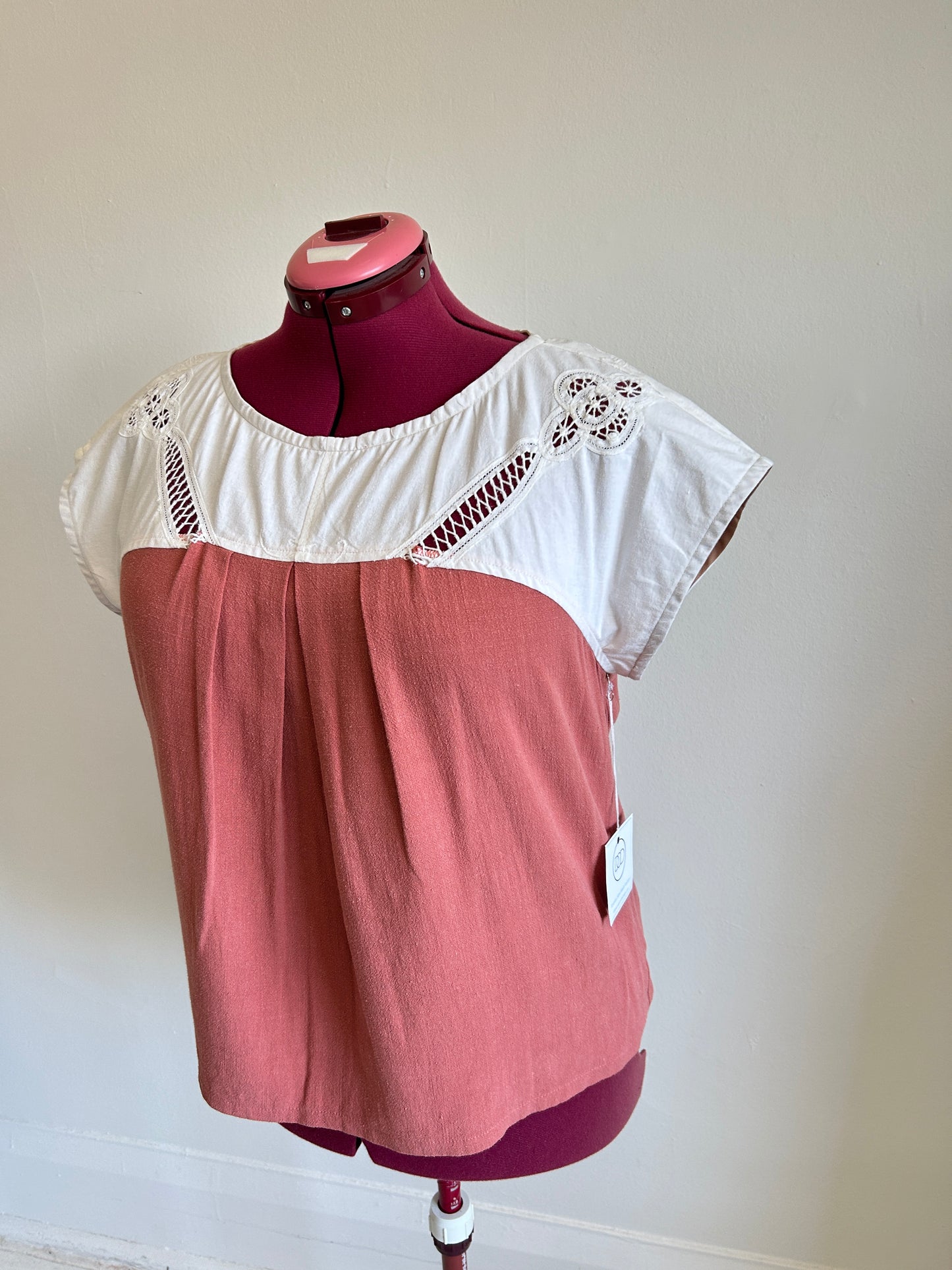 Peony Top - One of a Kind Upcycled Vintage Battenberg Lace, Cotton & Linen Size XL #PEO9